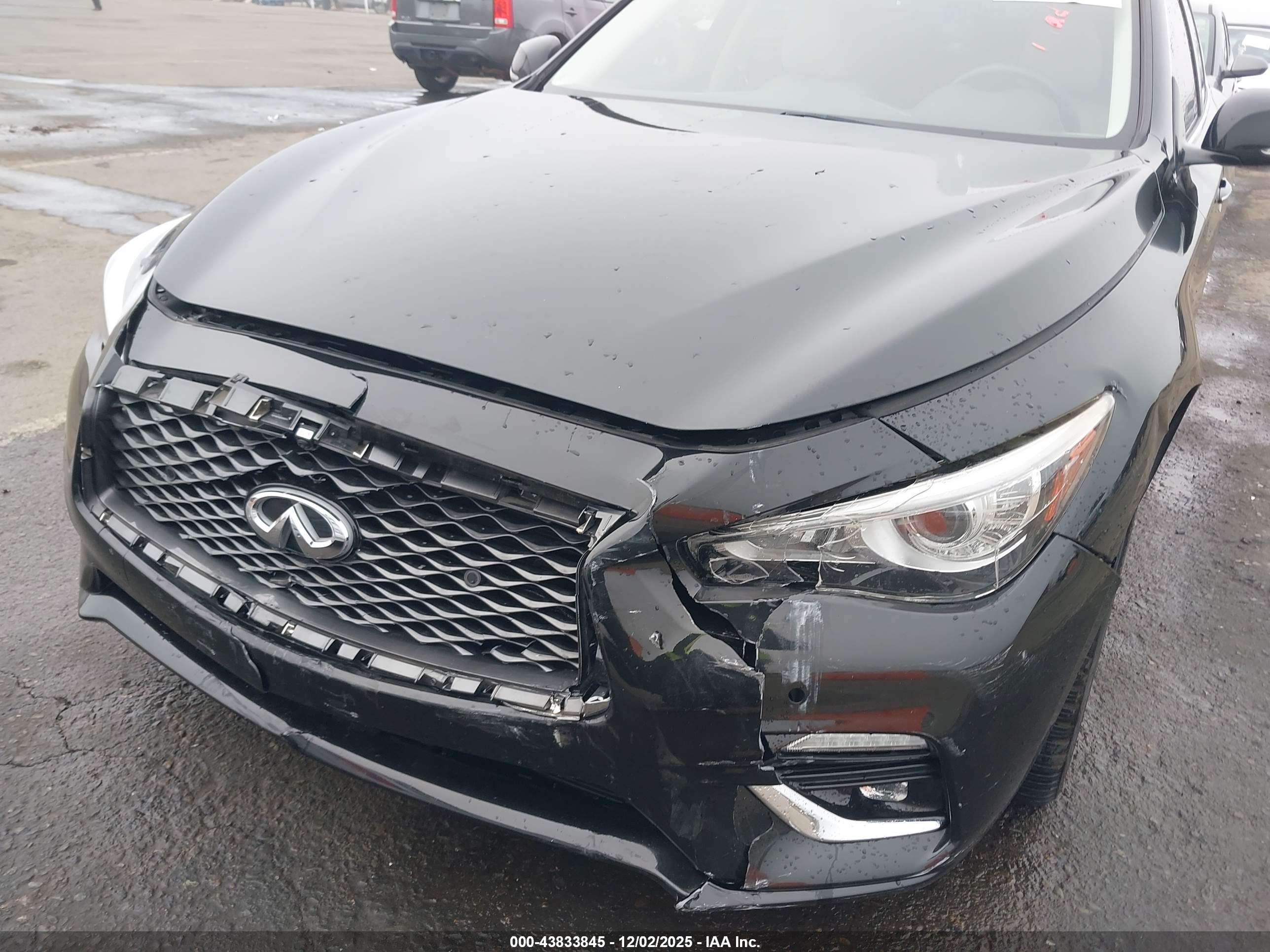 INFINITI Q50 image 6