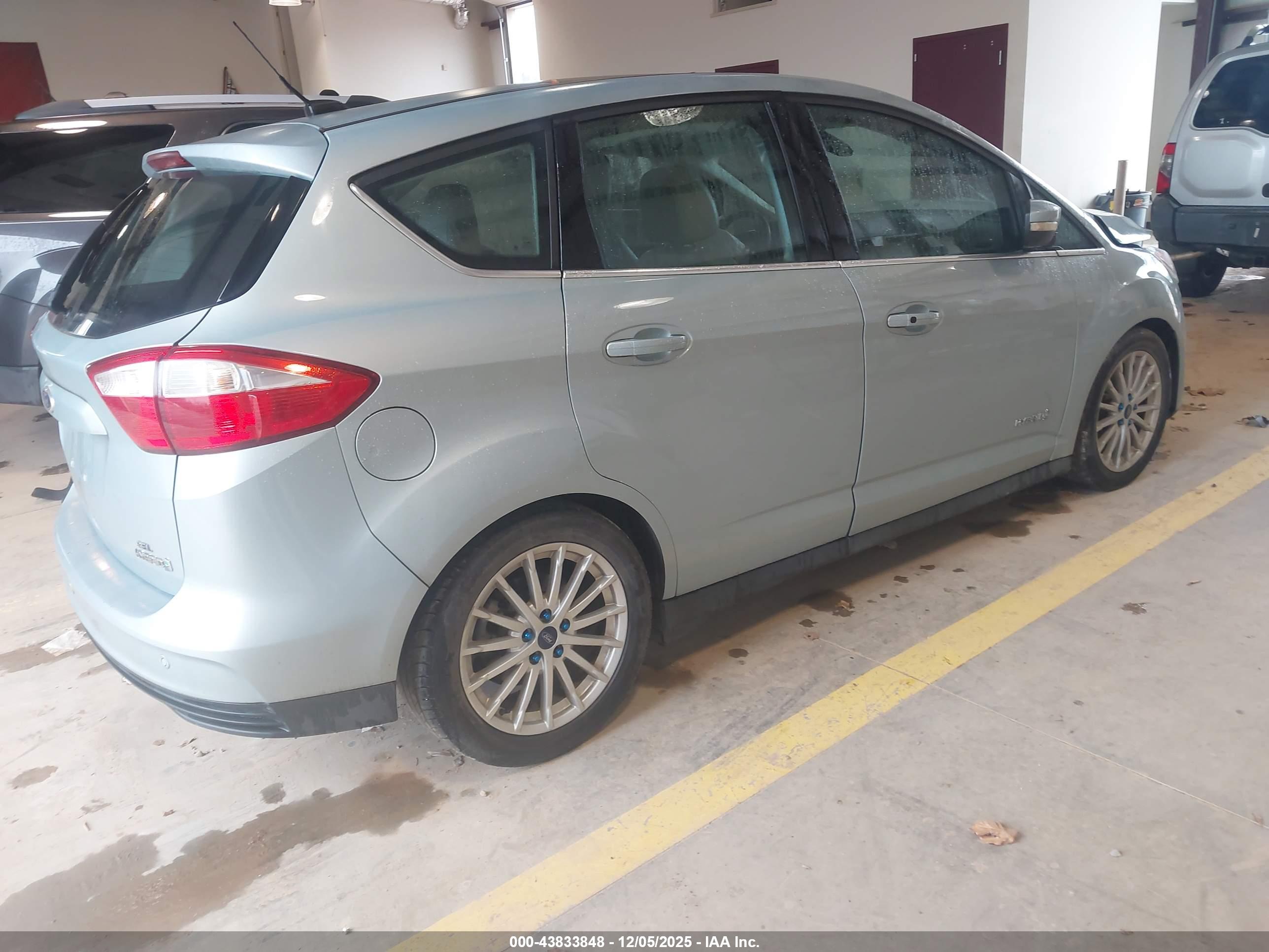 FORD C-MAX image 4