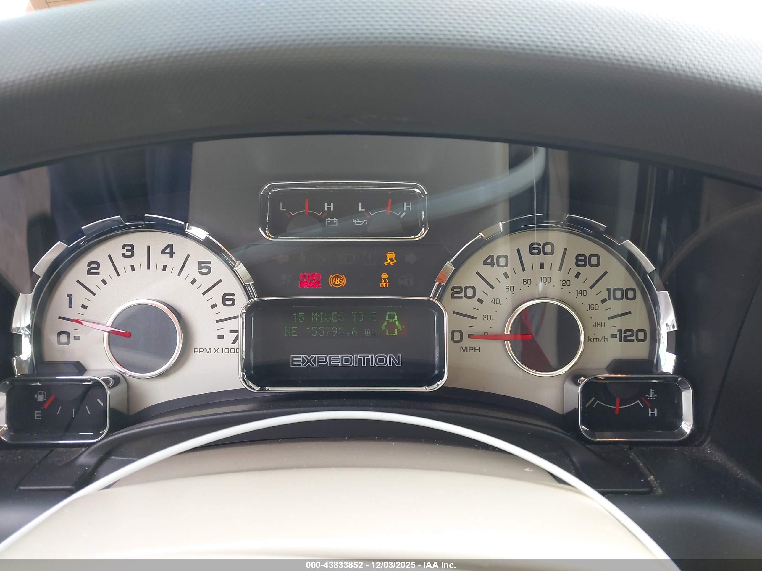 FORD EXPEDITION image 7