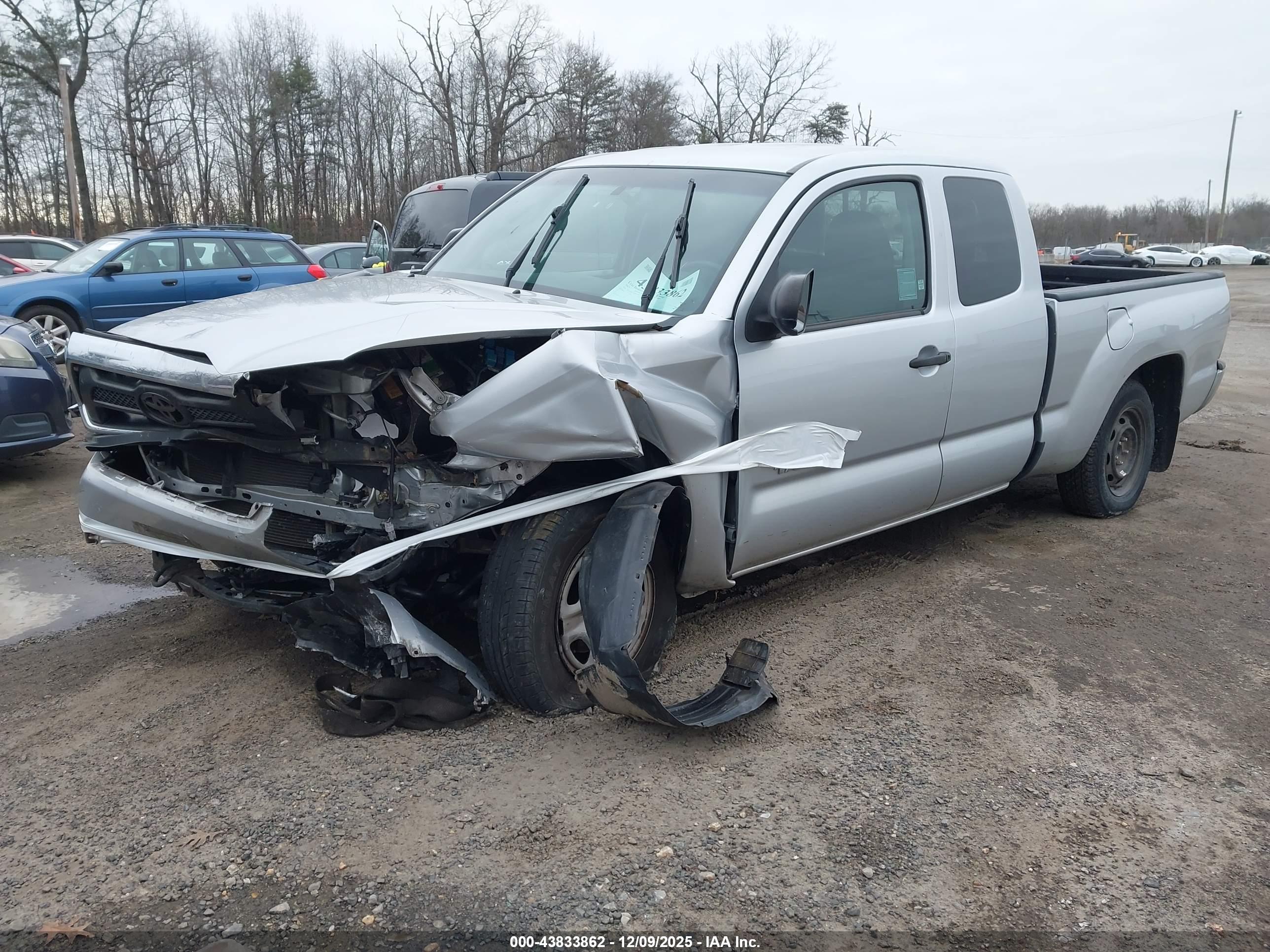 TOYOTA TACOMA image 2