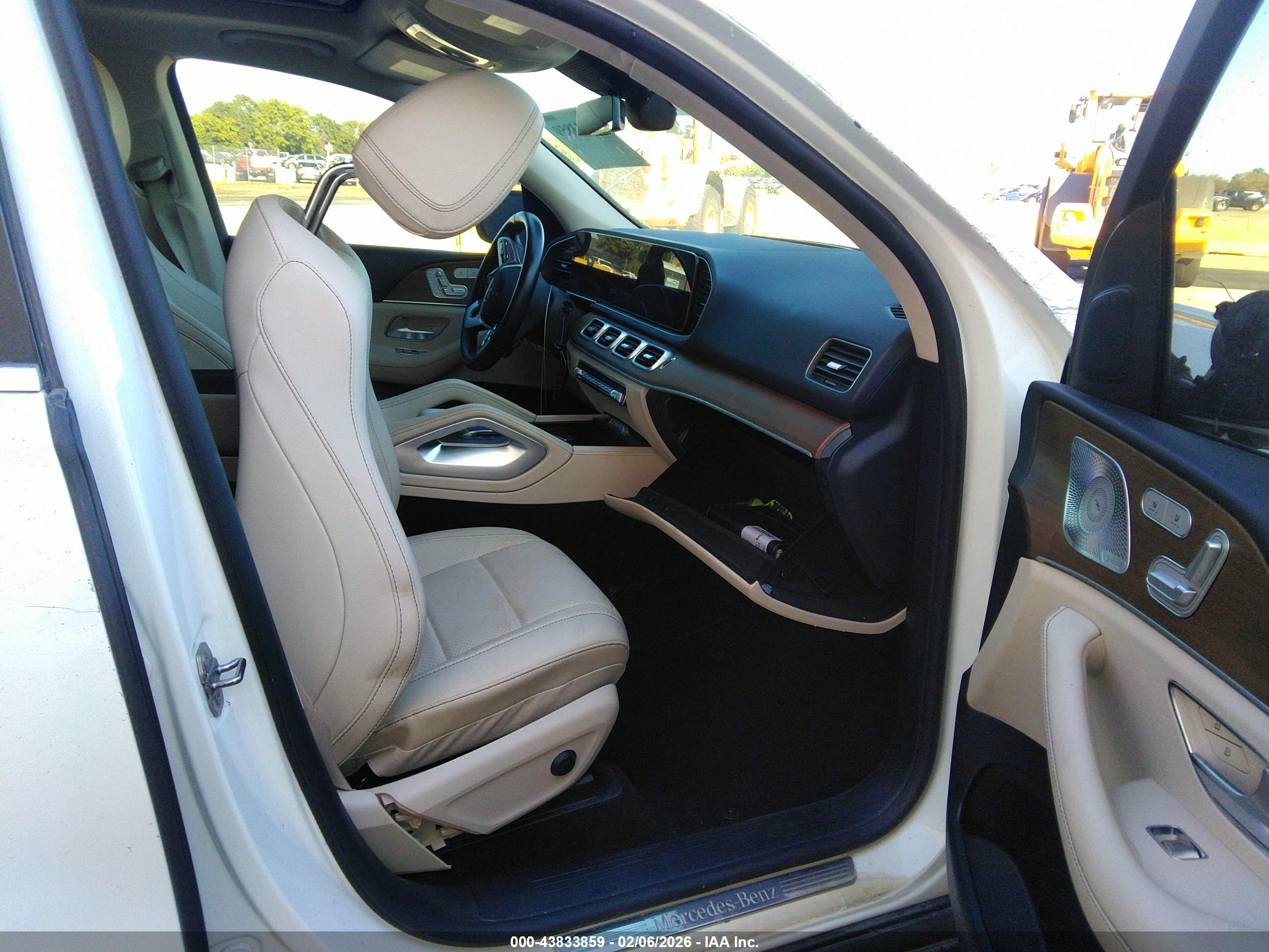 MERCEDES-BENZ GLE image 5