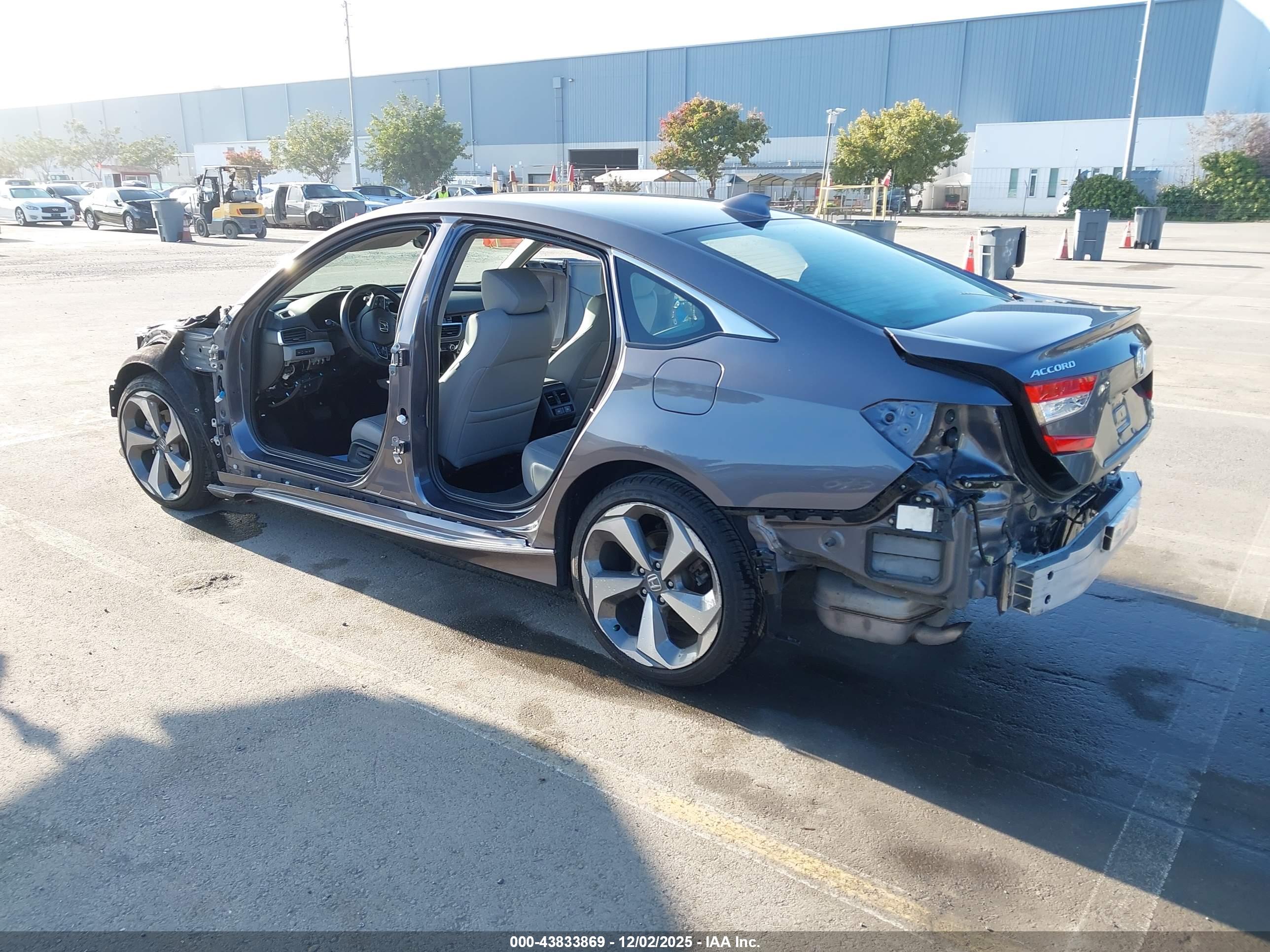 HONDA ACCORD image 3