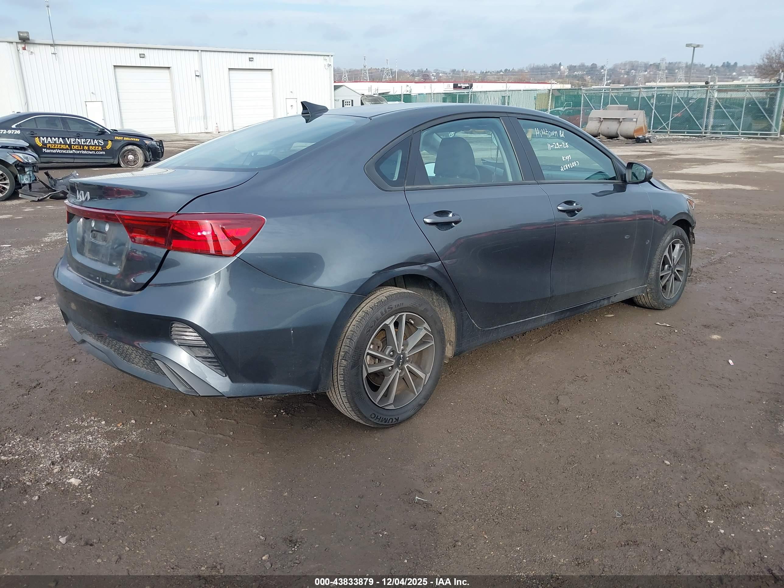 KIA FORTE image 4
