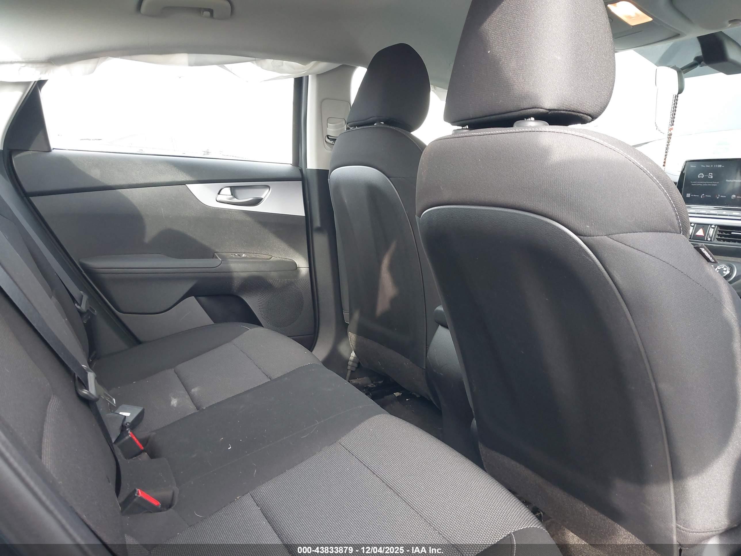 KIA FORTE image 8