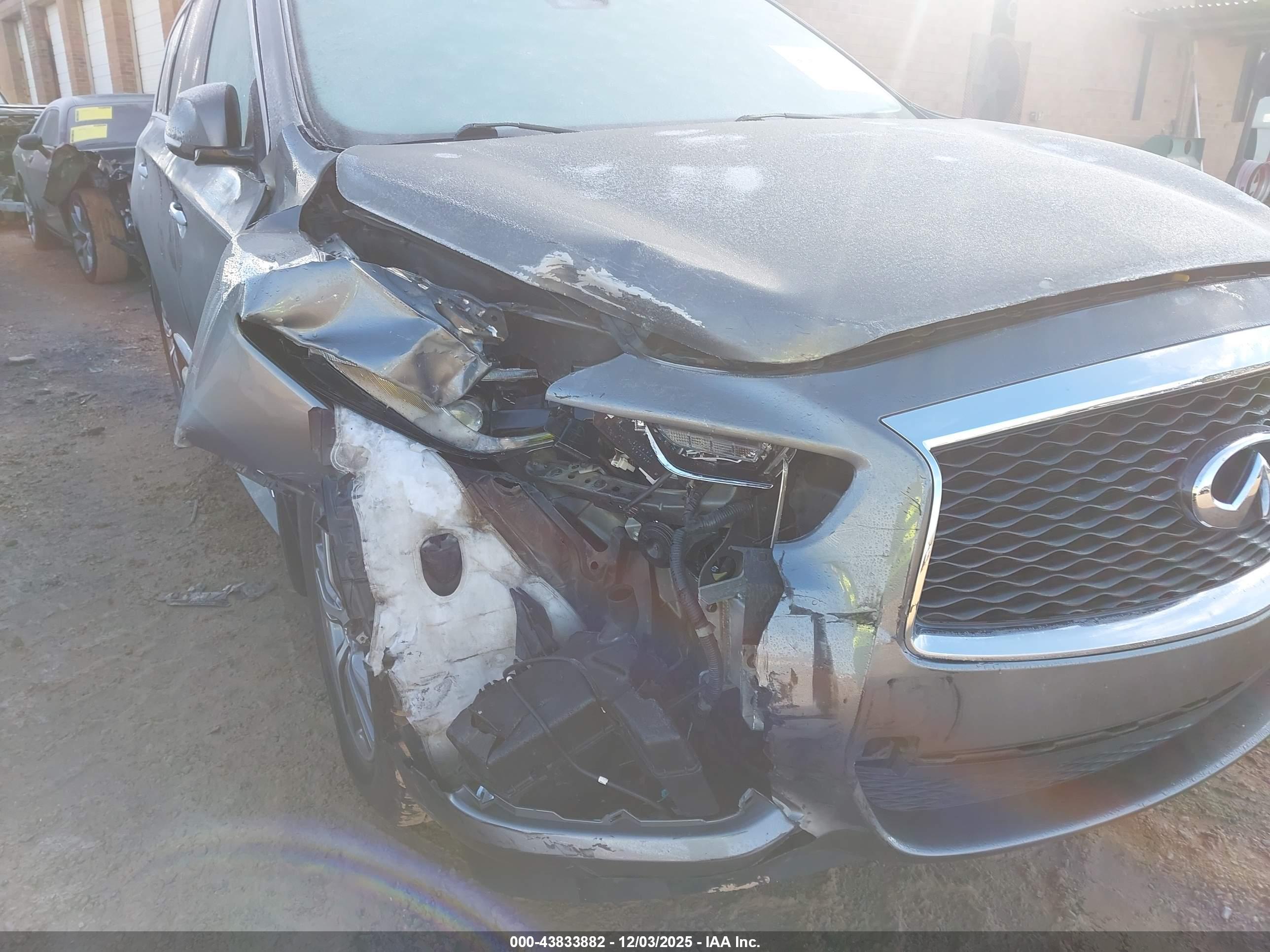 INFINITI QX60 image 6