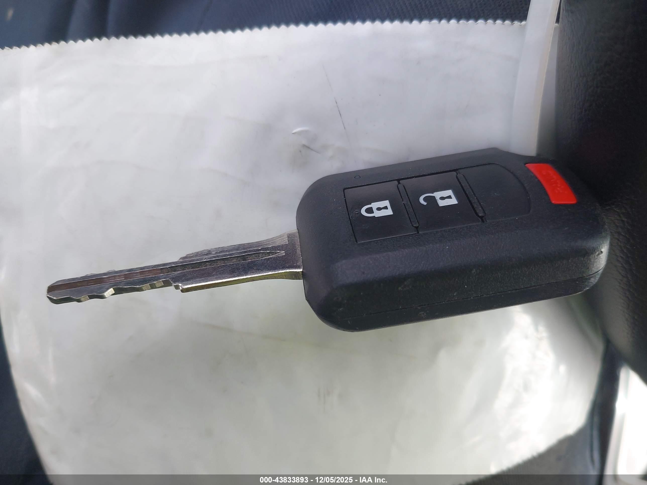 MITSUBISHI MIRAGE image 11