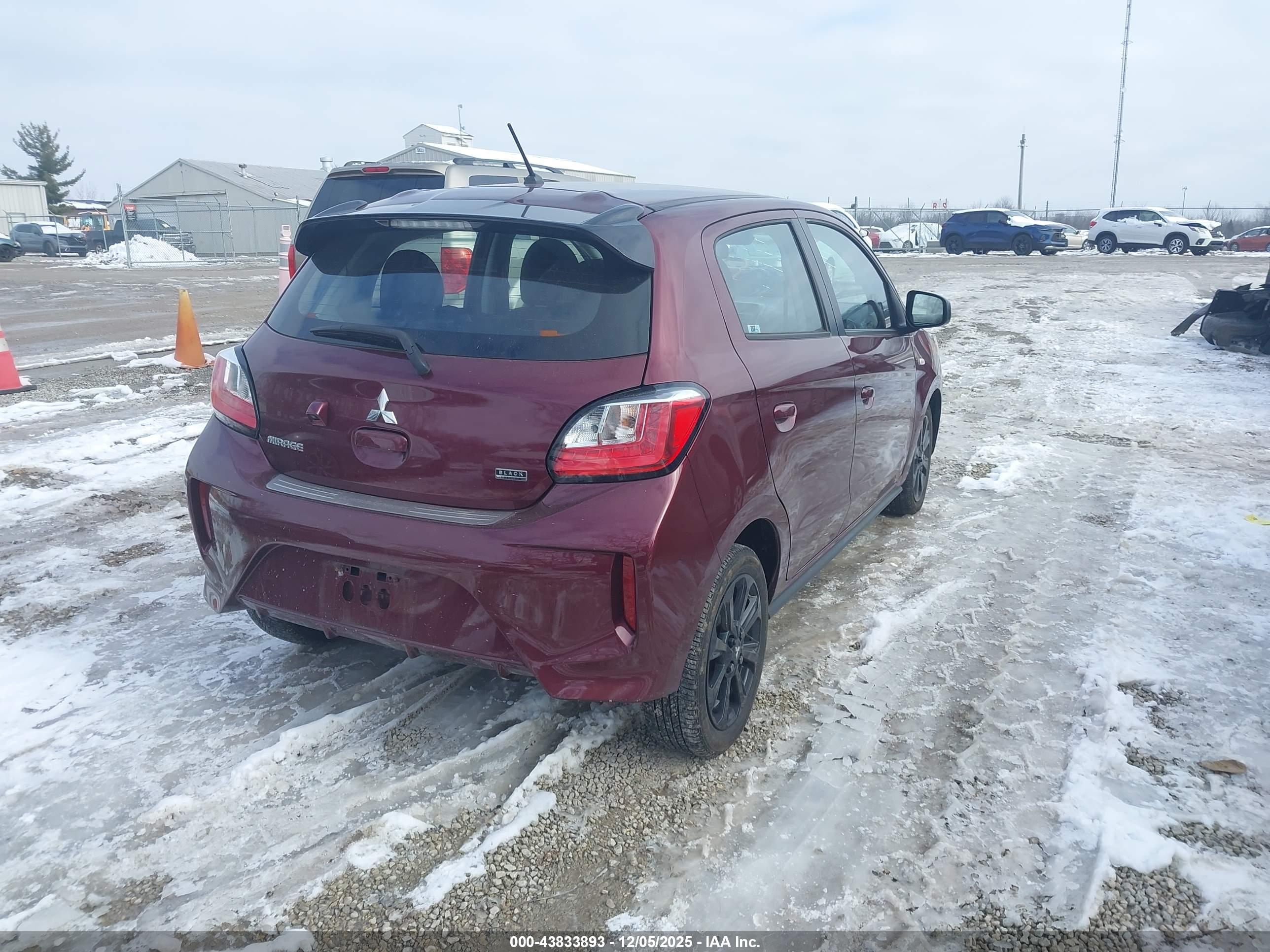 MITSUBISHI MIRAGE image 4