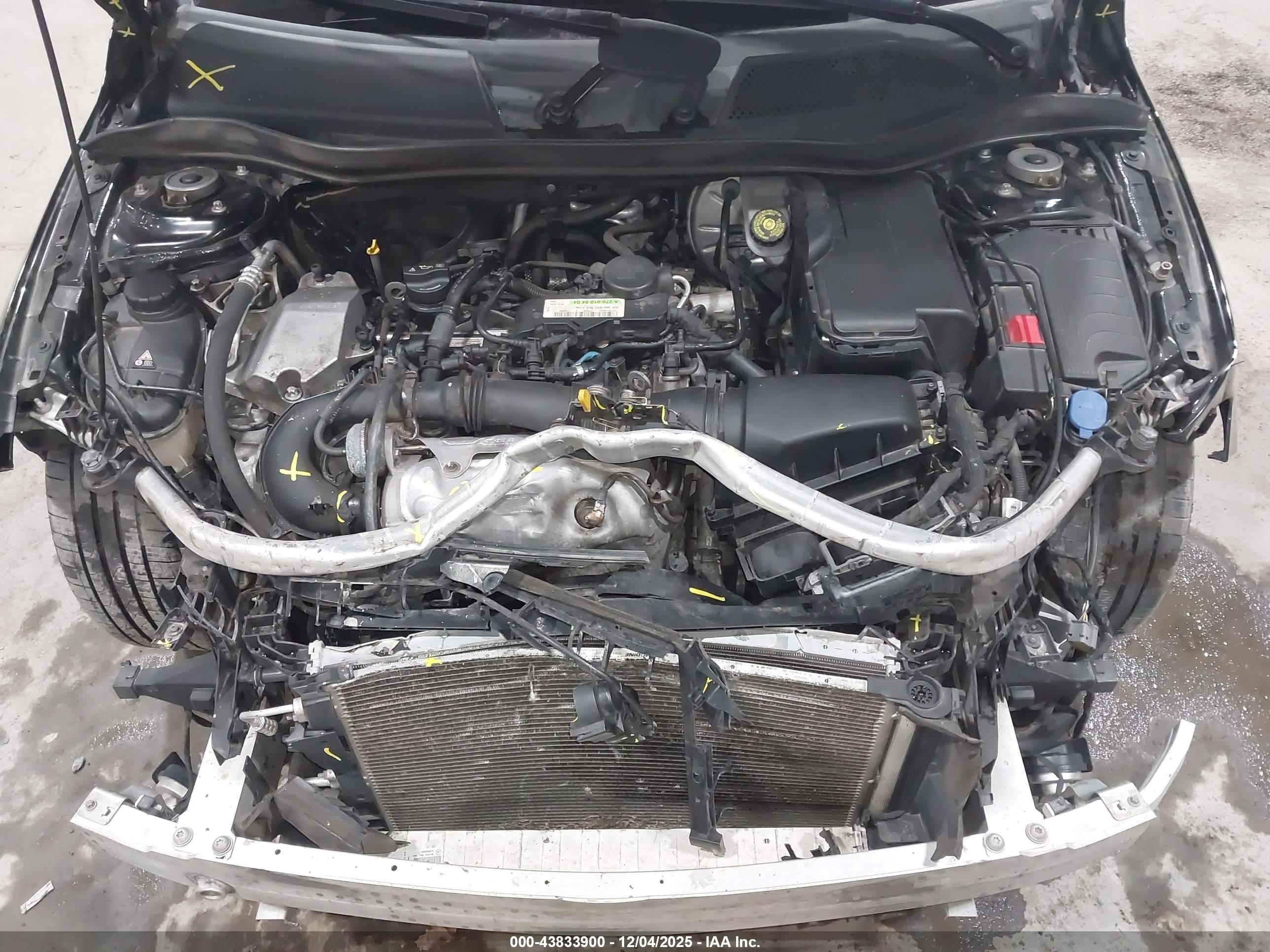 MERCEDES-BENZ CLA image 10