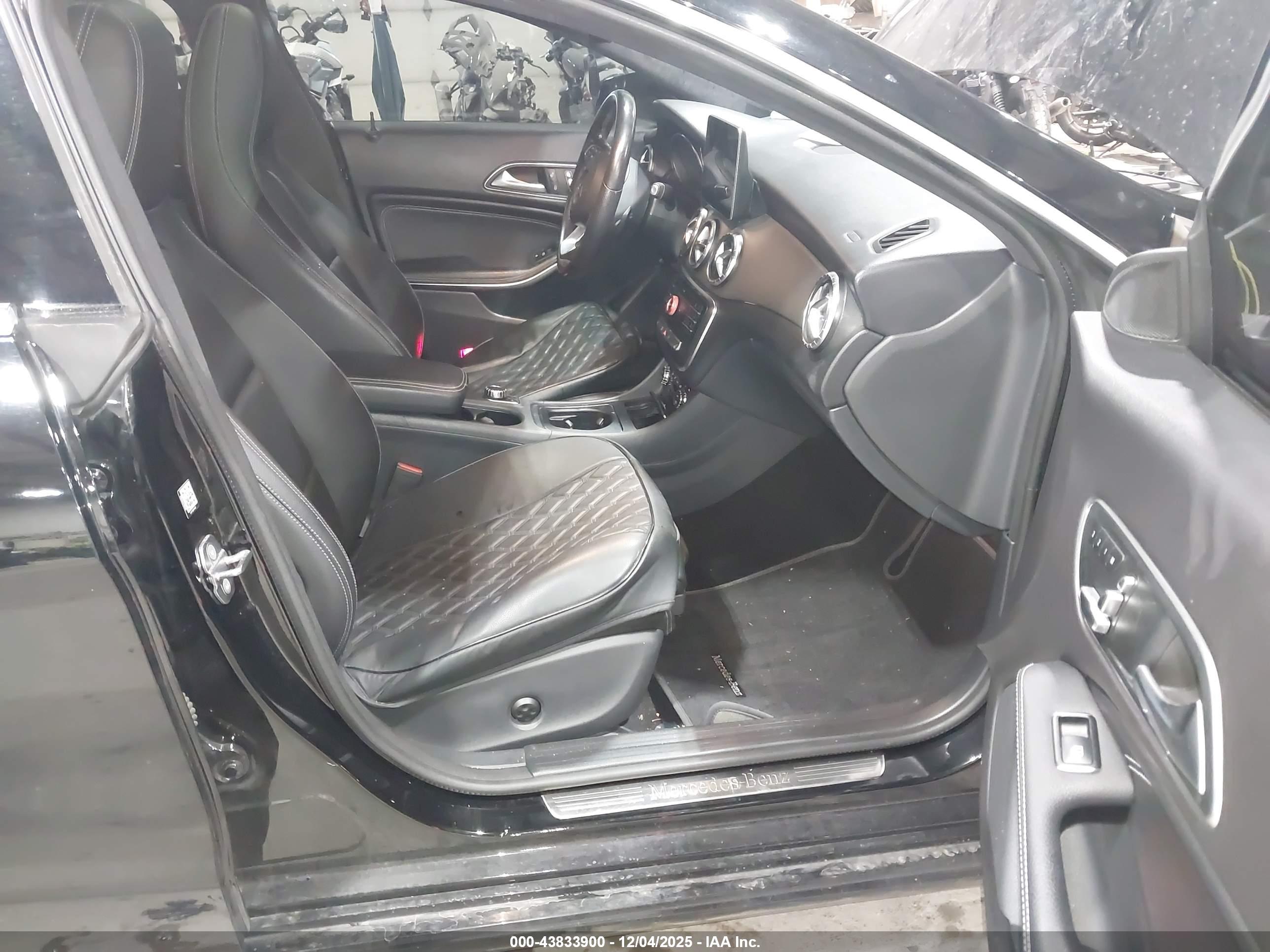 MERCEDES-BENZ CLA image 5