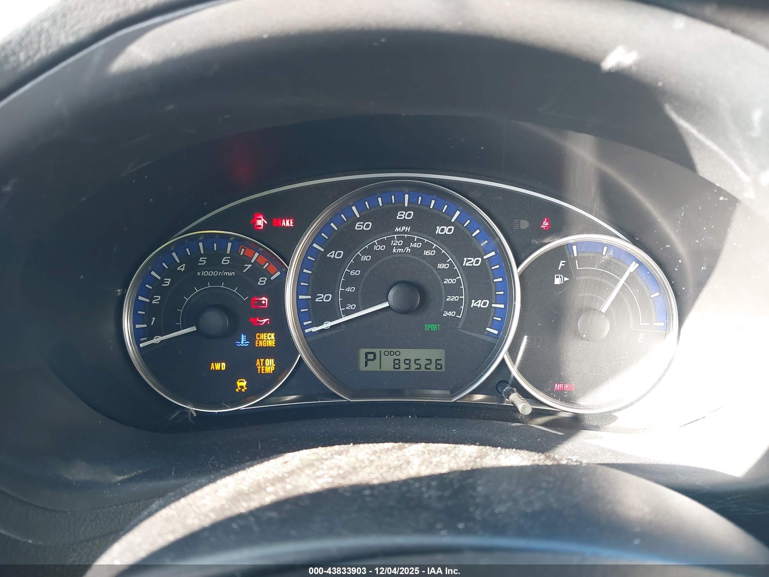 SUBARU FORESTER image 7