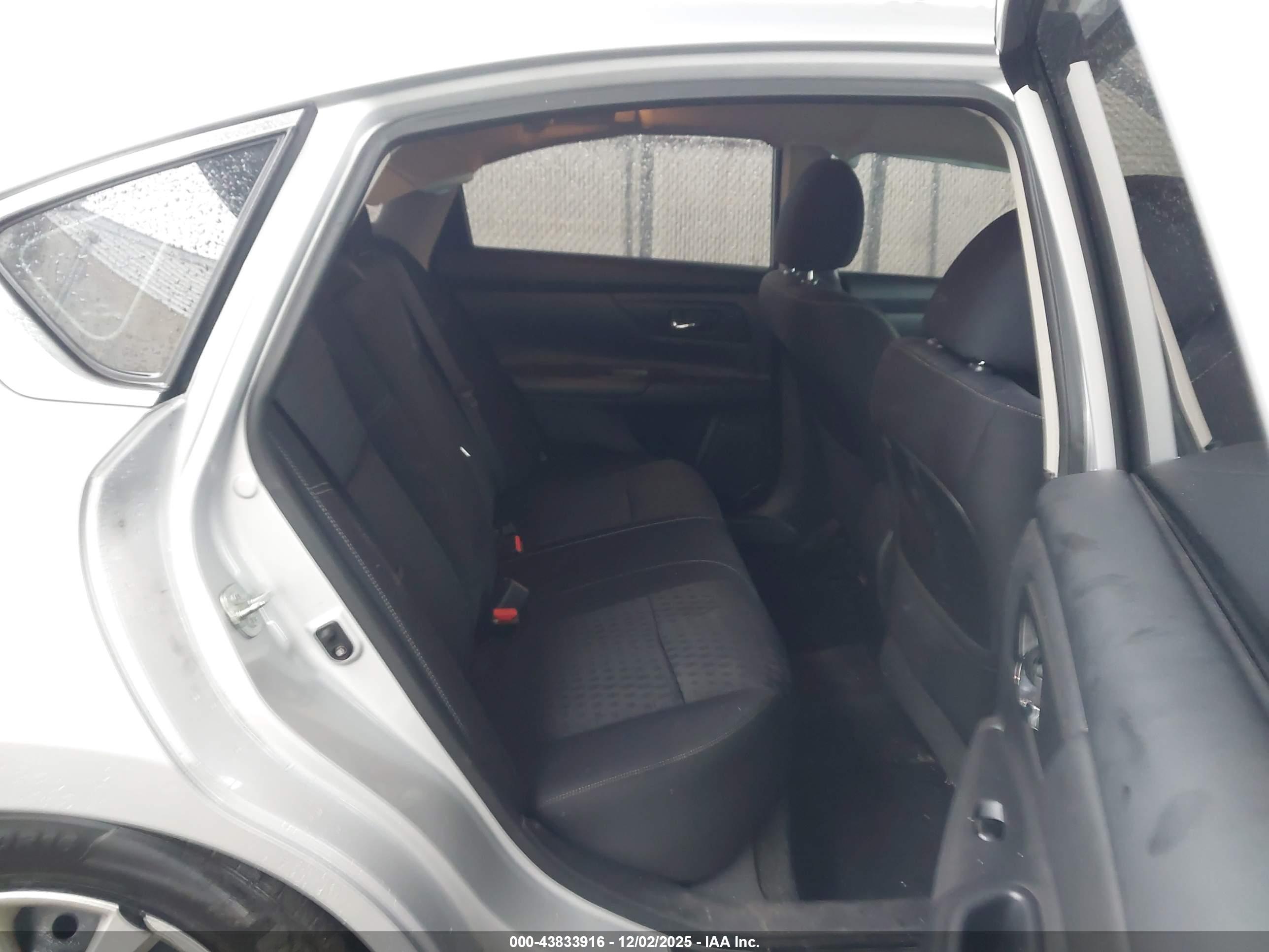 NISSAN ALTIMA image 8