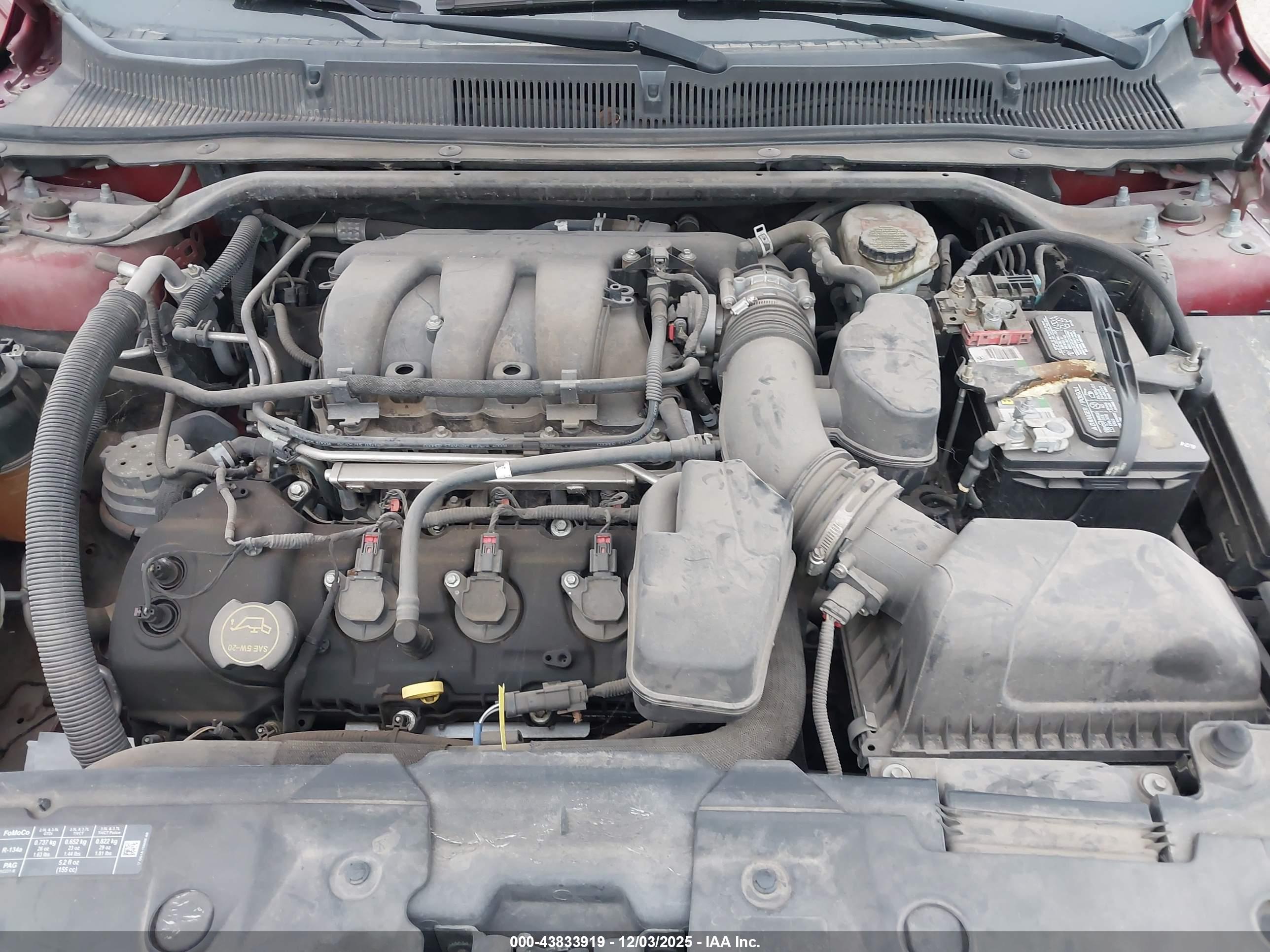 FORD TAURUS image 10
