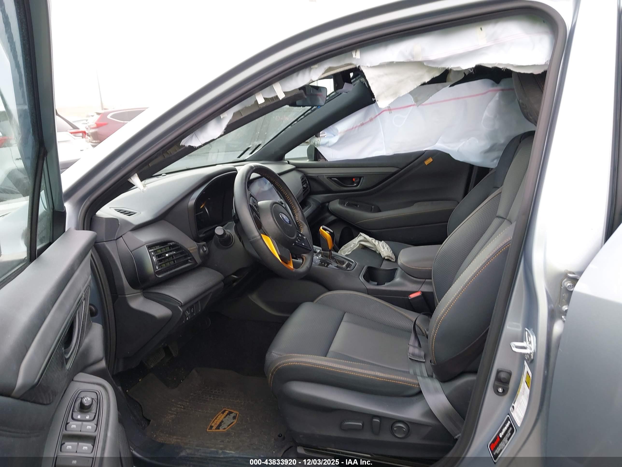SUBARU OUTBACK image 5