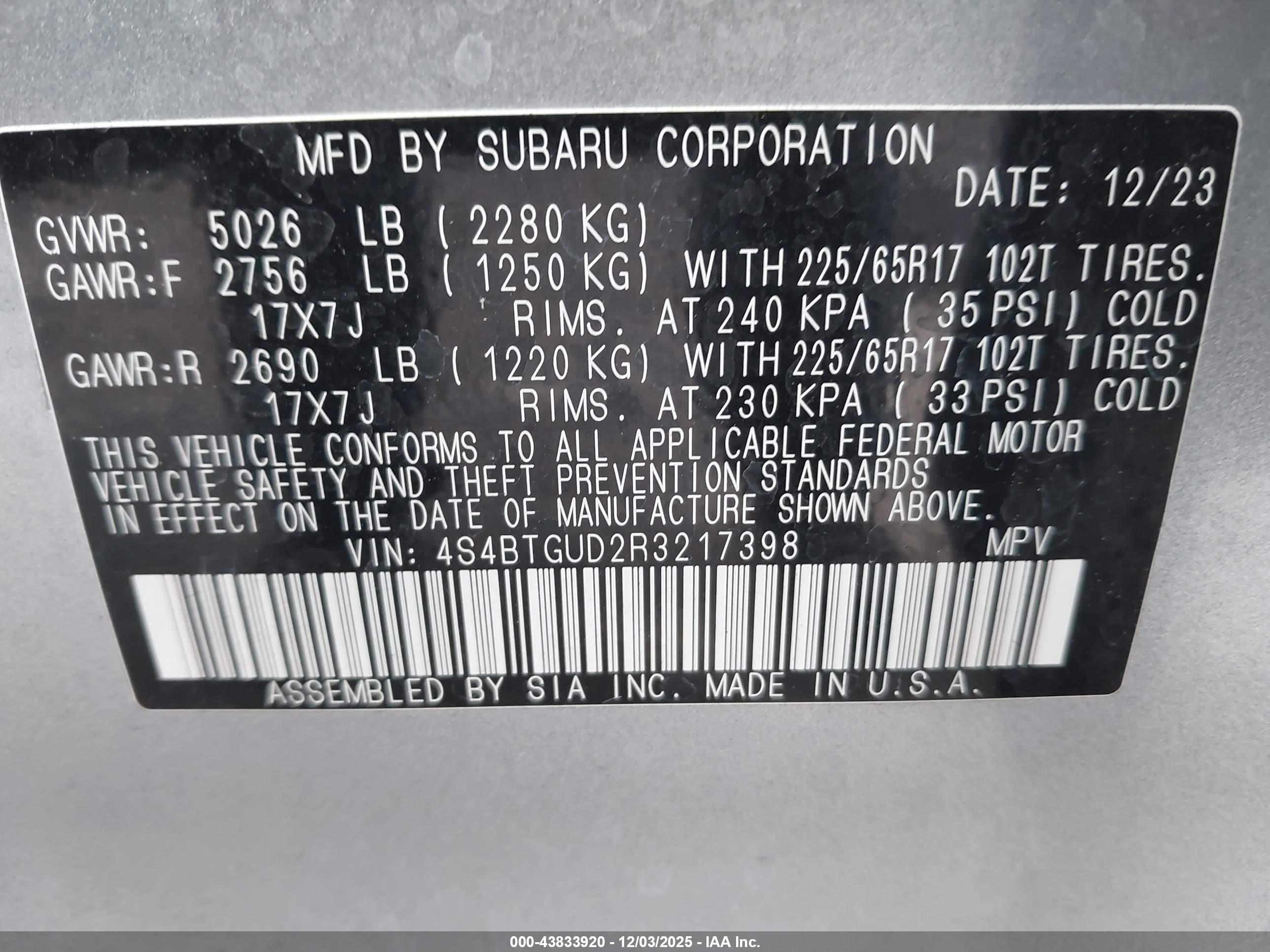 SUBARU OUTBACK image 9