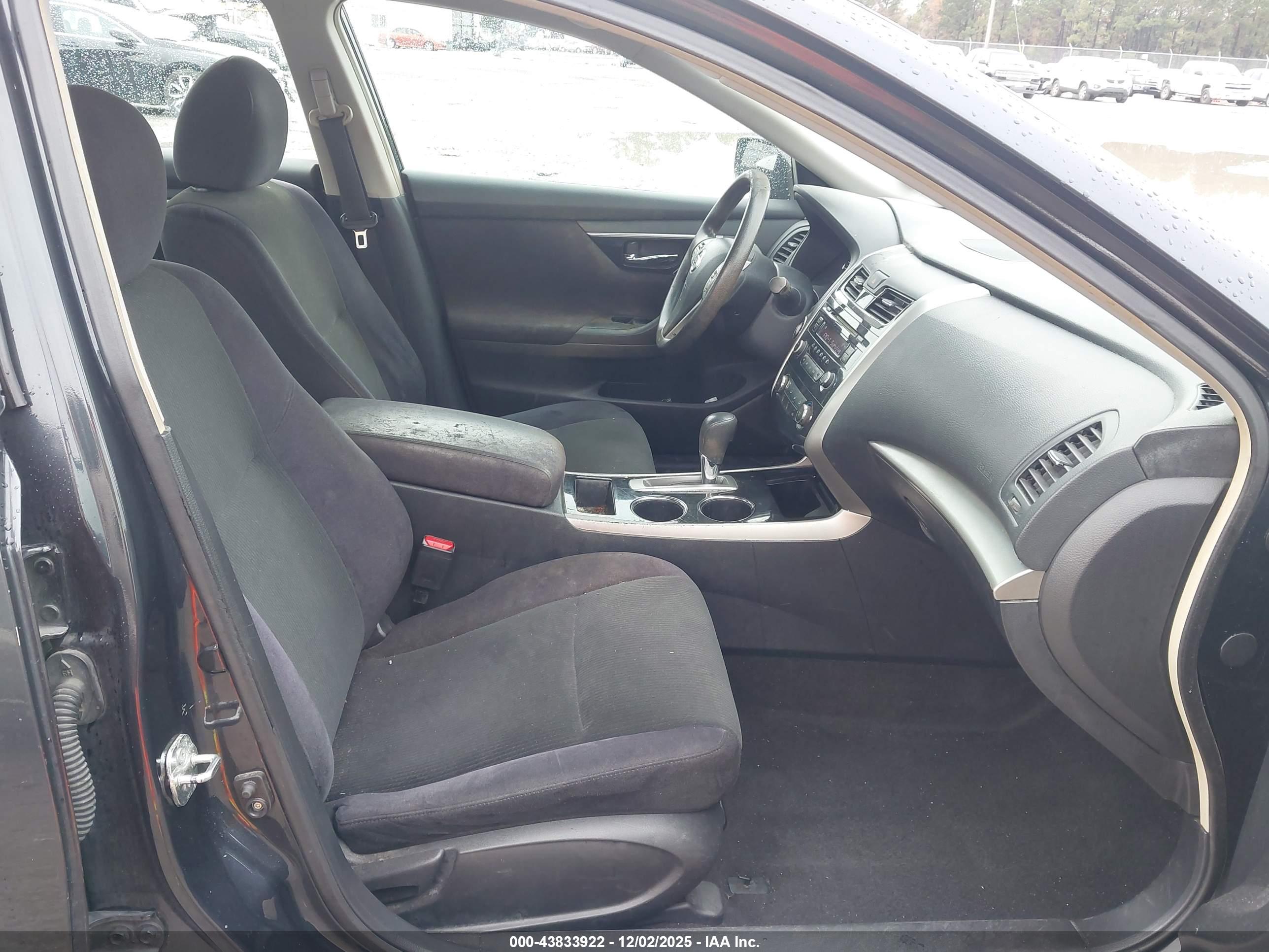 NISSAN ALTIMA image 5