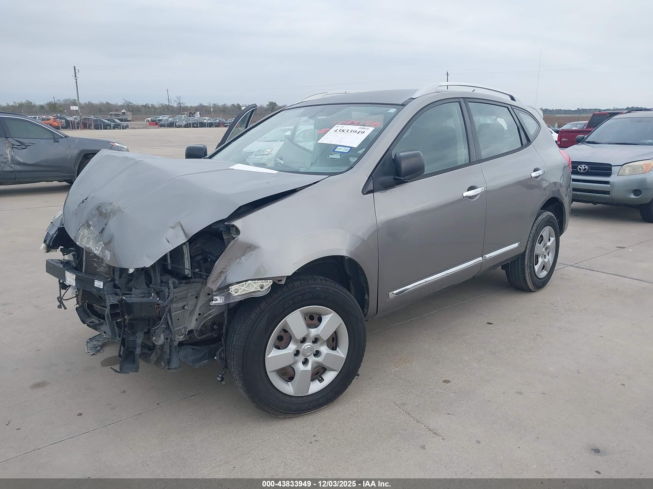 NISSAN ROGUE image 6