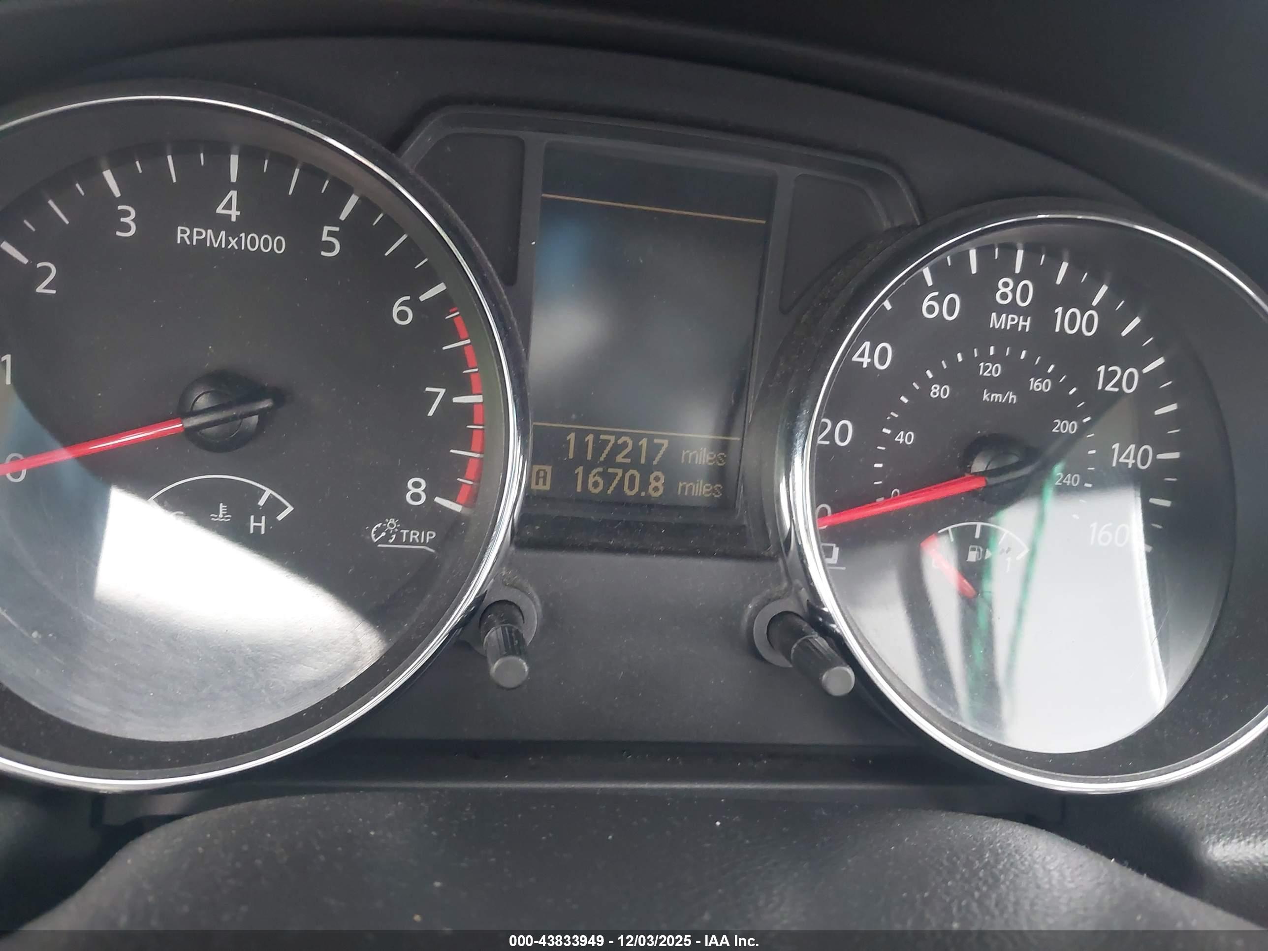 NISSAN ROGUE image 7