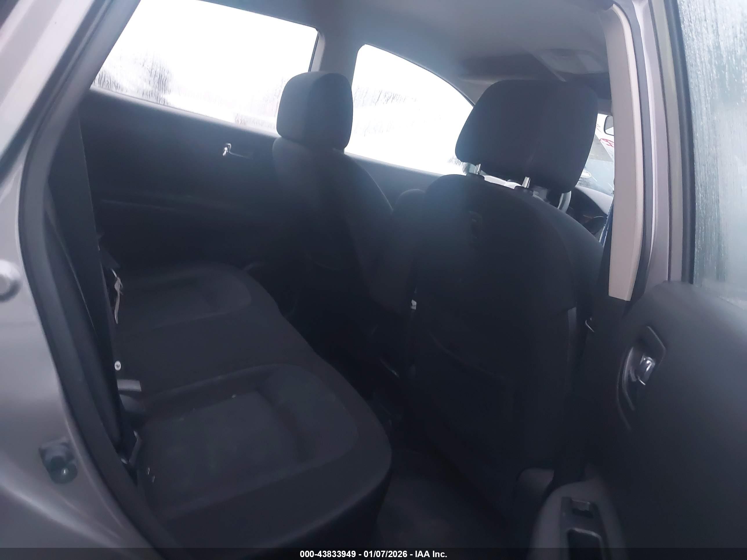 NISSAN ROGUE image 8