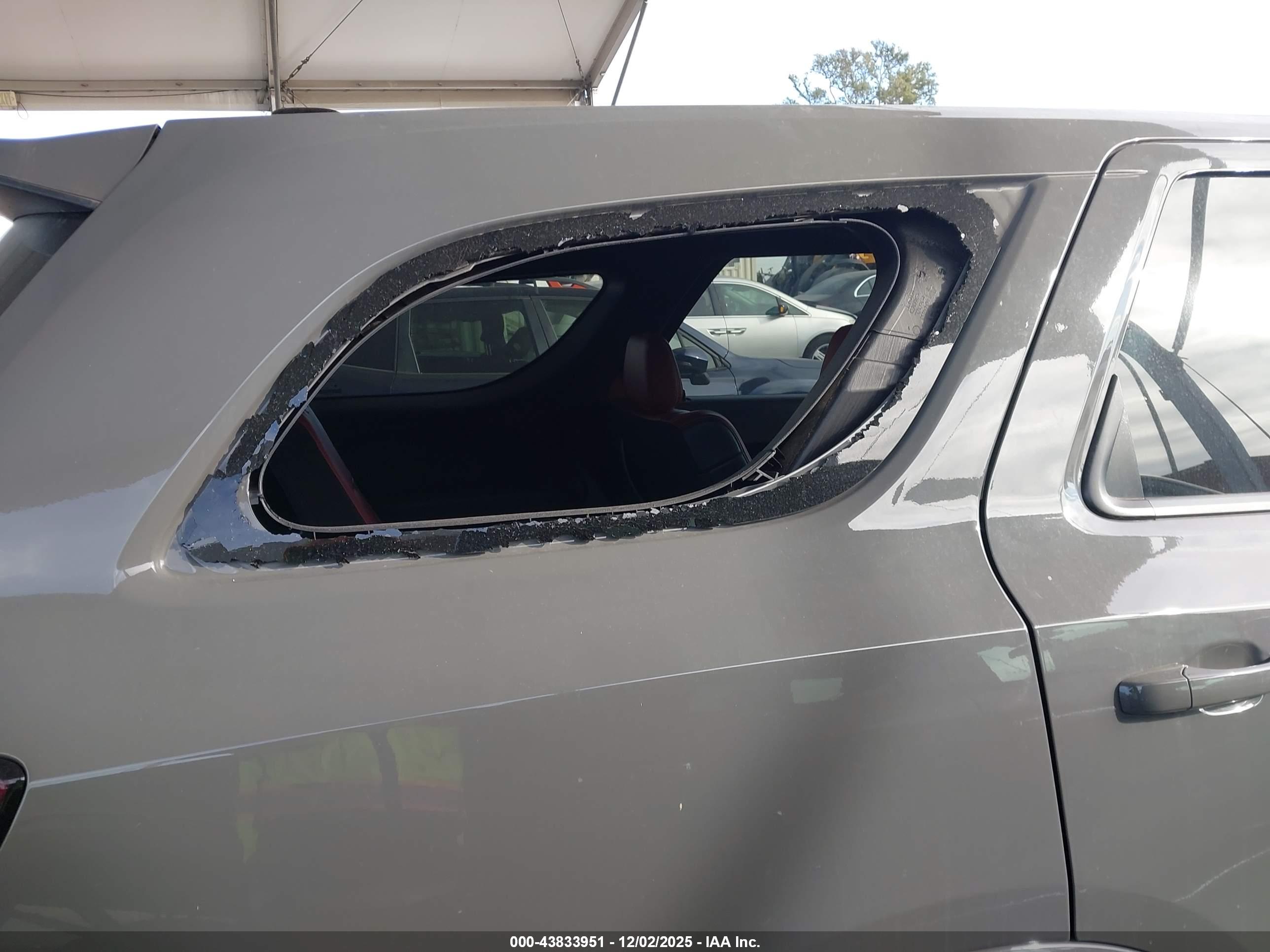 DODGE DURANGO image 6