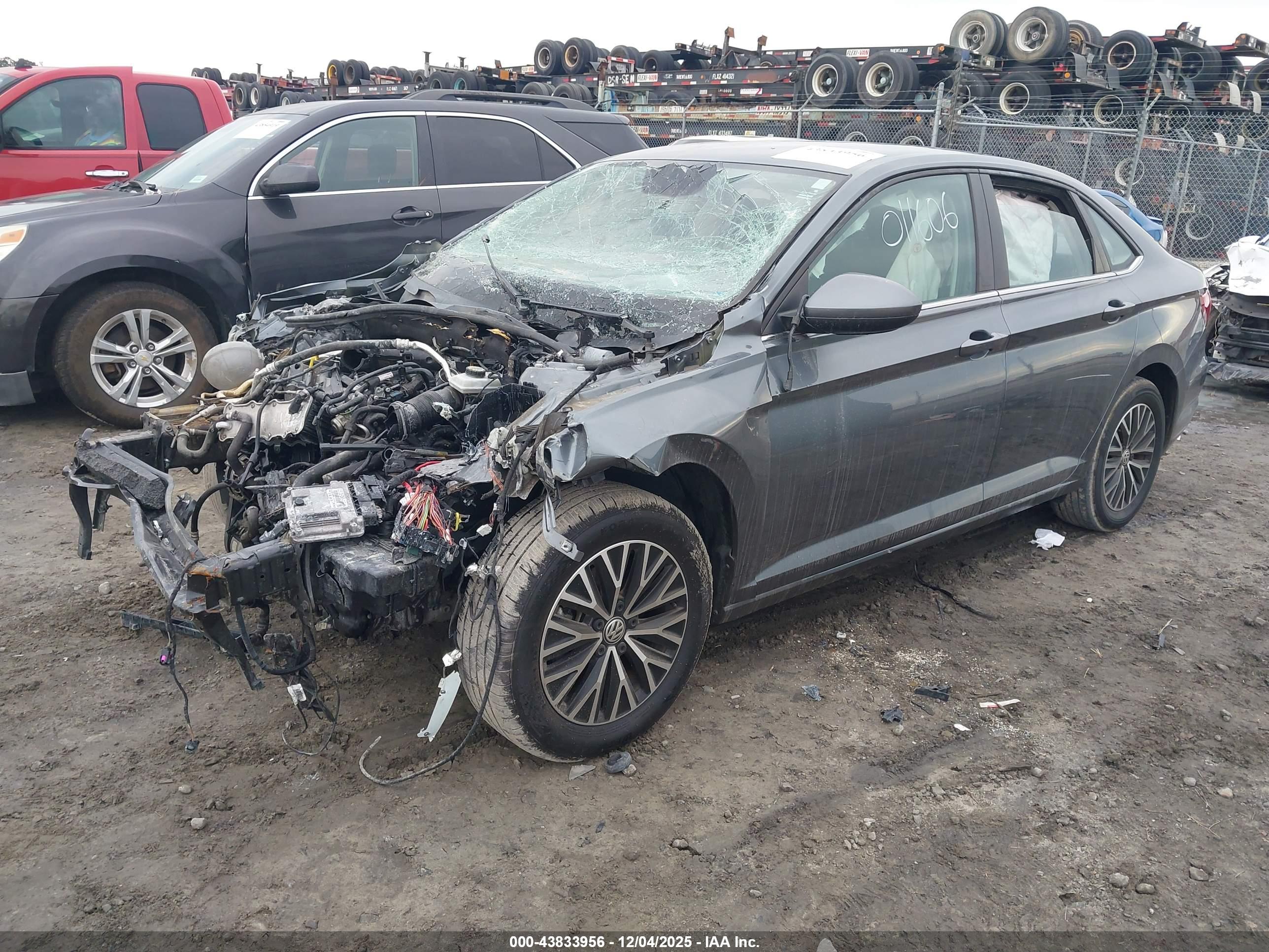 VOLKSWAGEN JETTA image 2