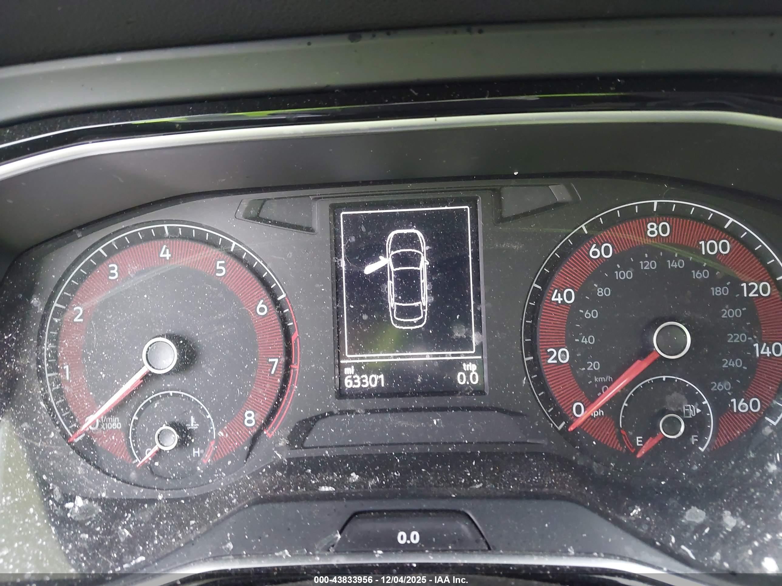 VOLKSWAGEN JETTA image 7