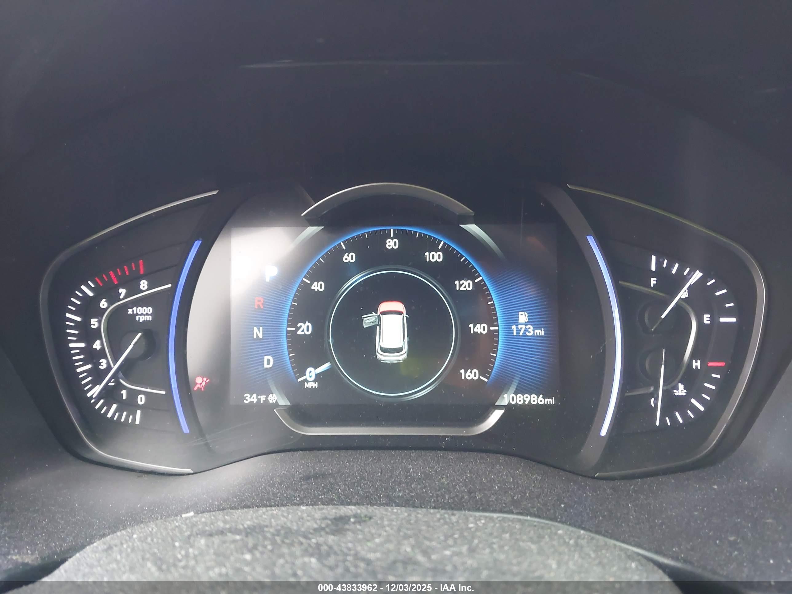 HYUNDAI SANTA image 7