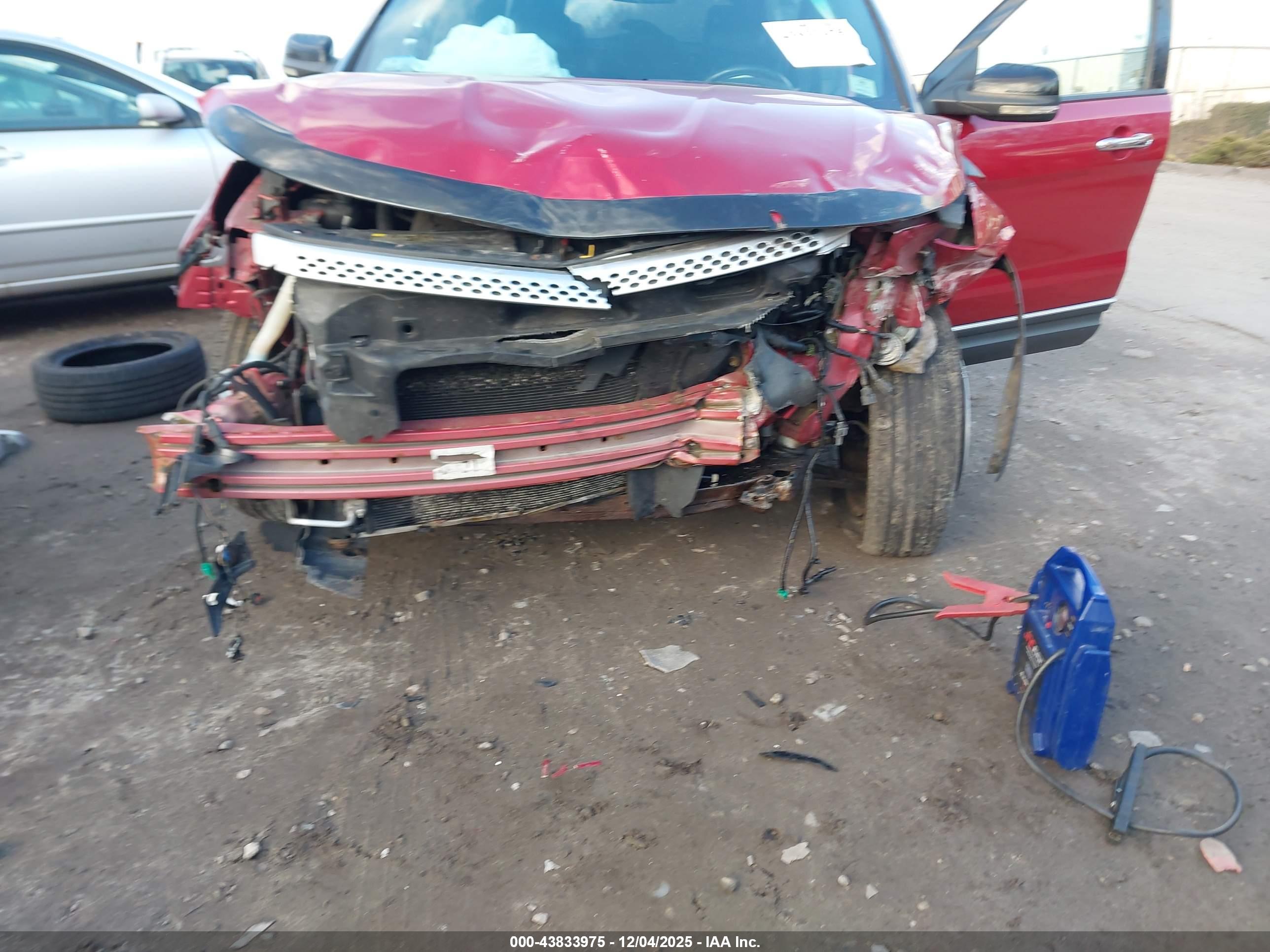 FORD EXPLORER image 6