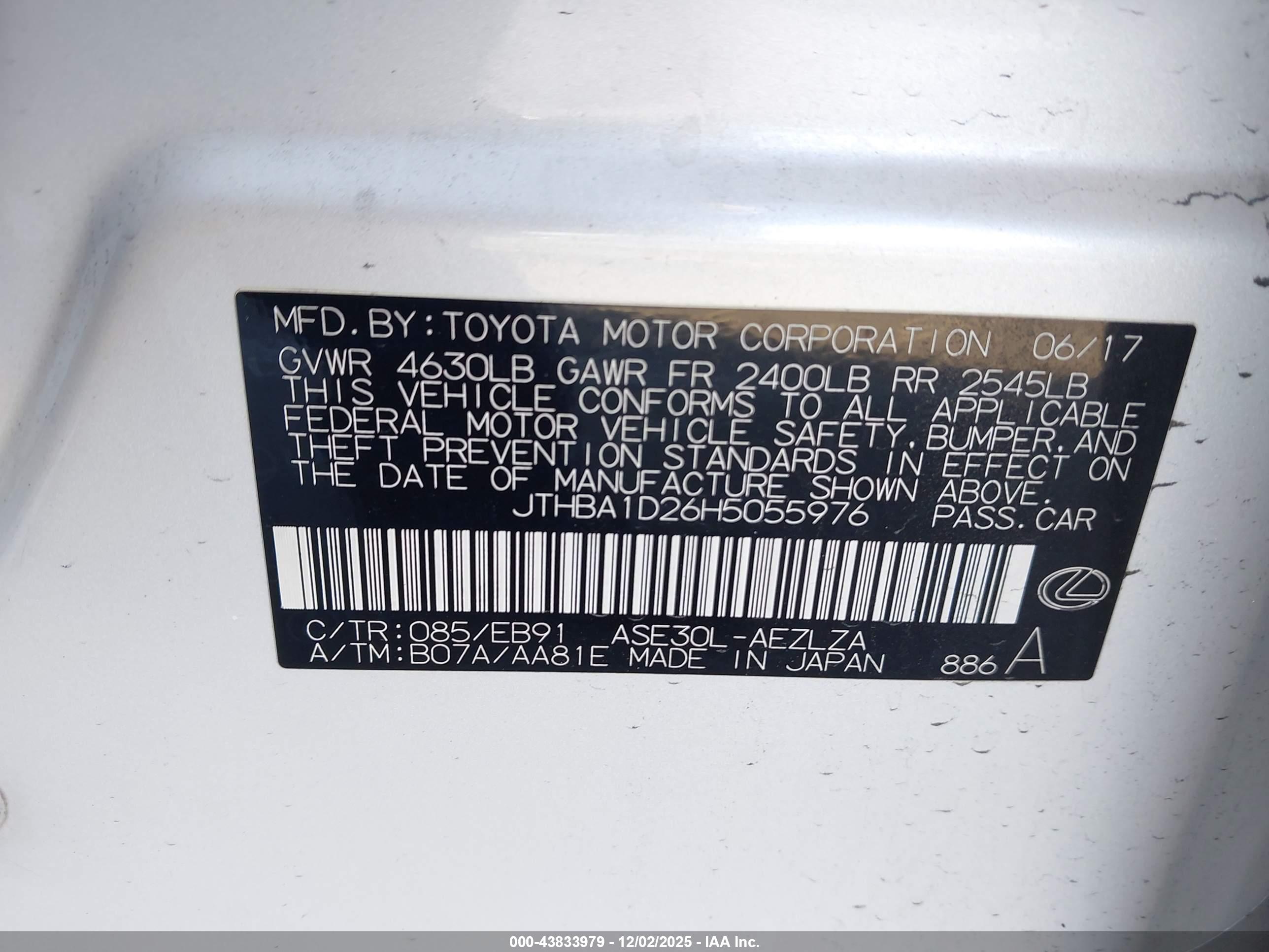 LEXUS IS image 9