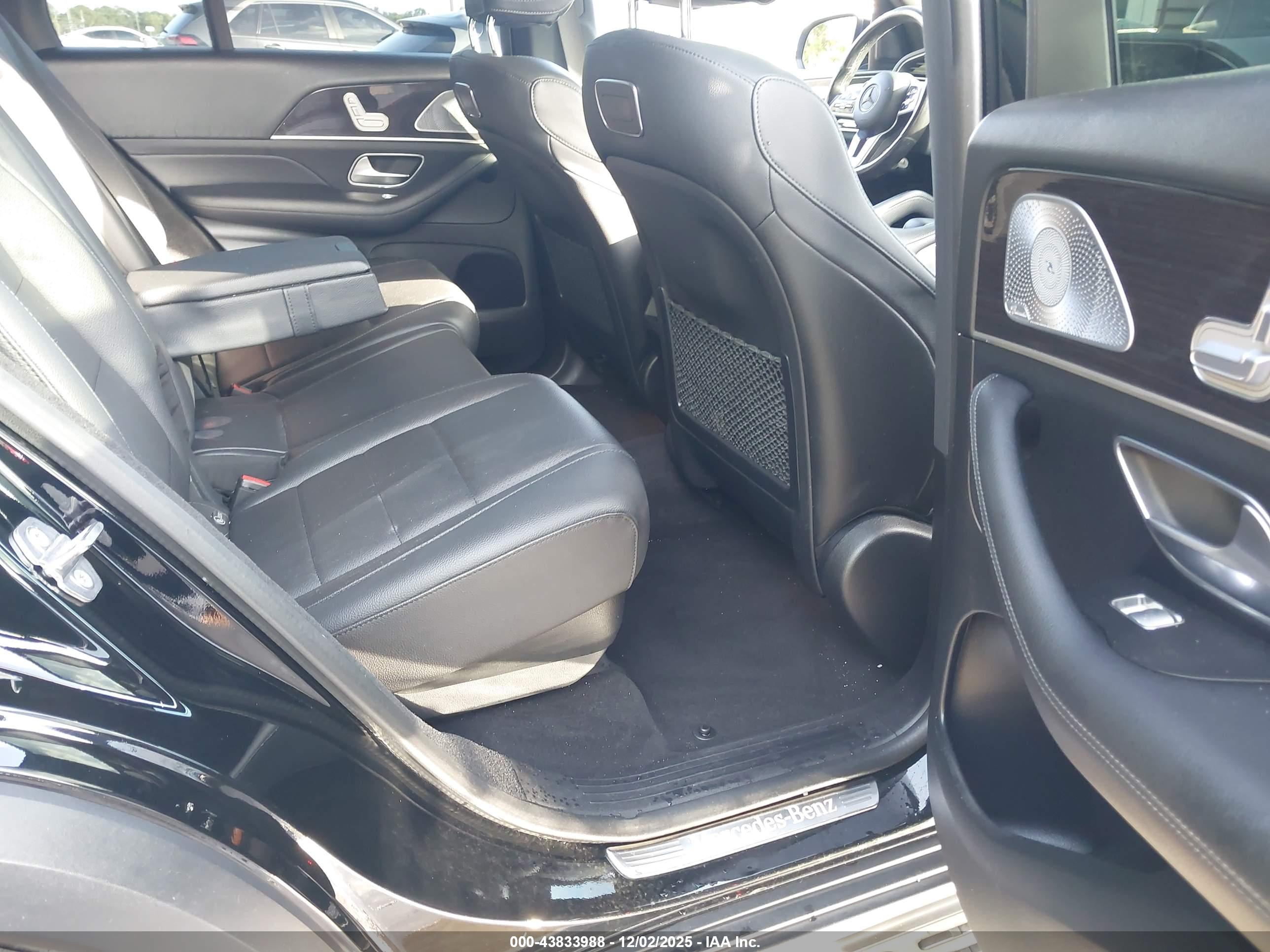 MERCEDES-BENZ GLE image 8