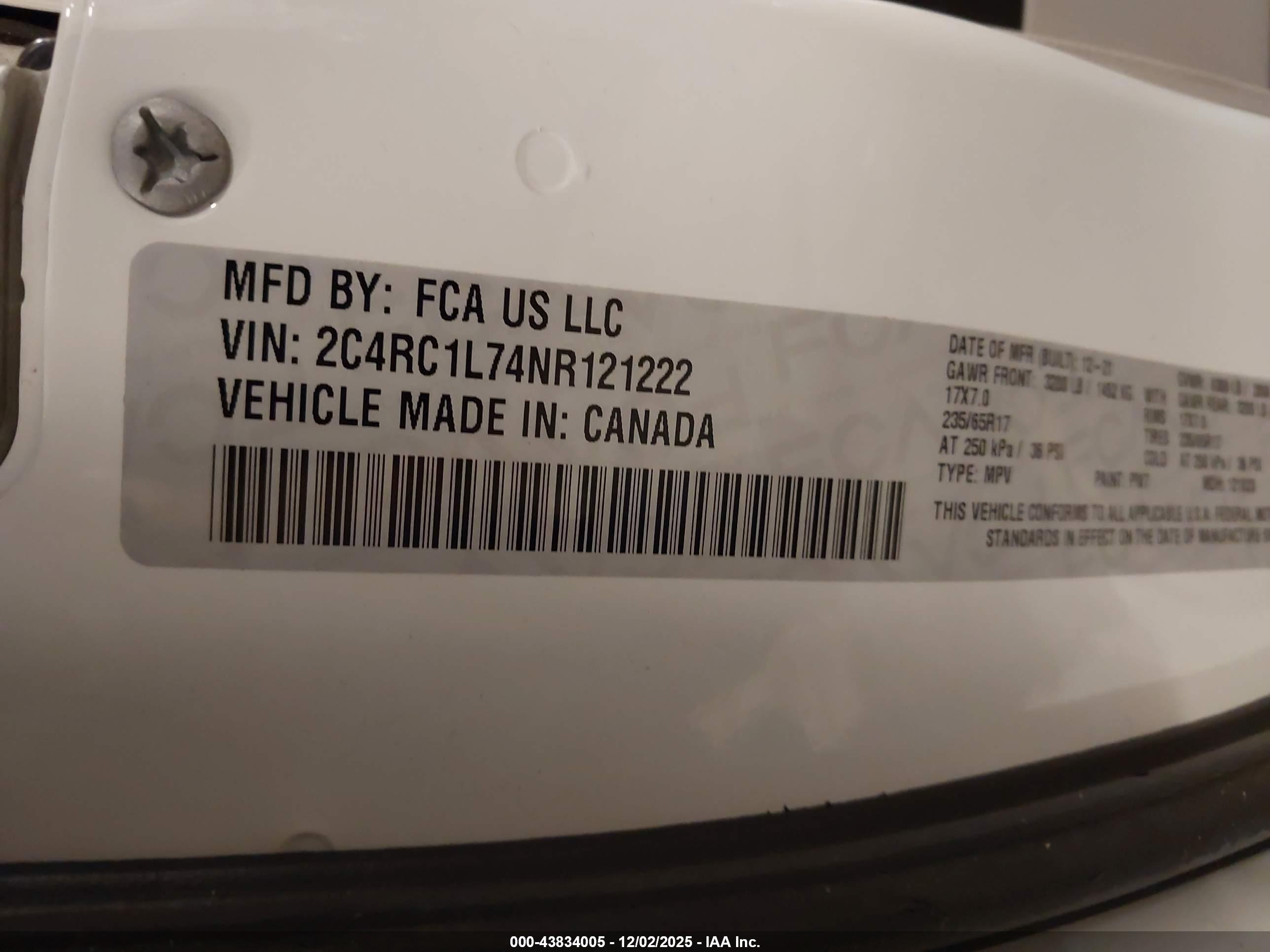 CHRYSLER PACIFICA image 9