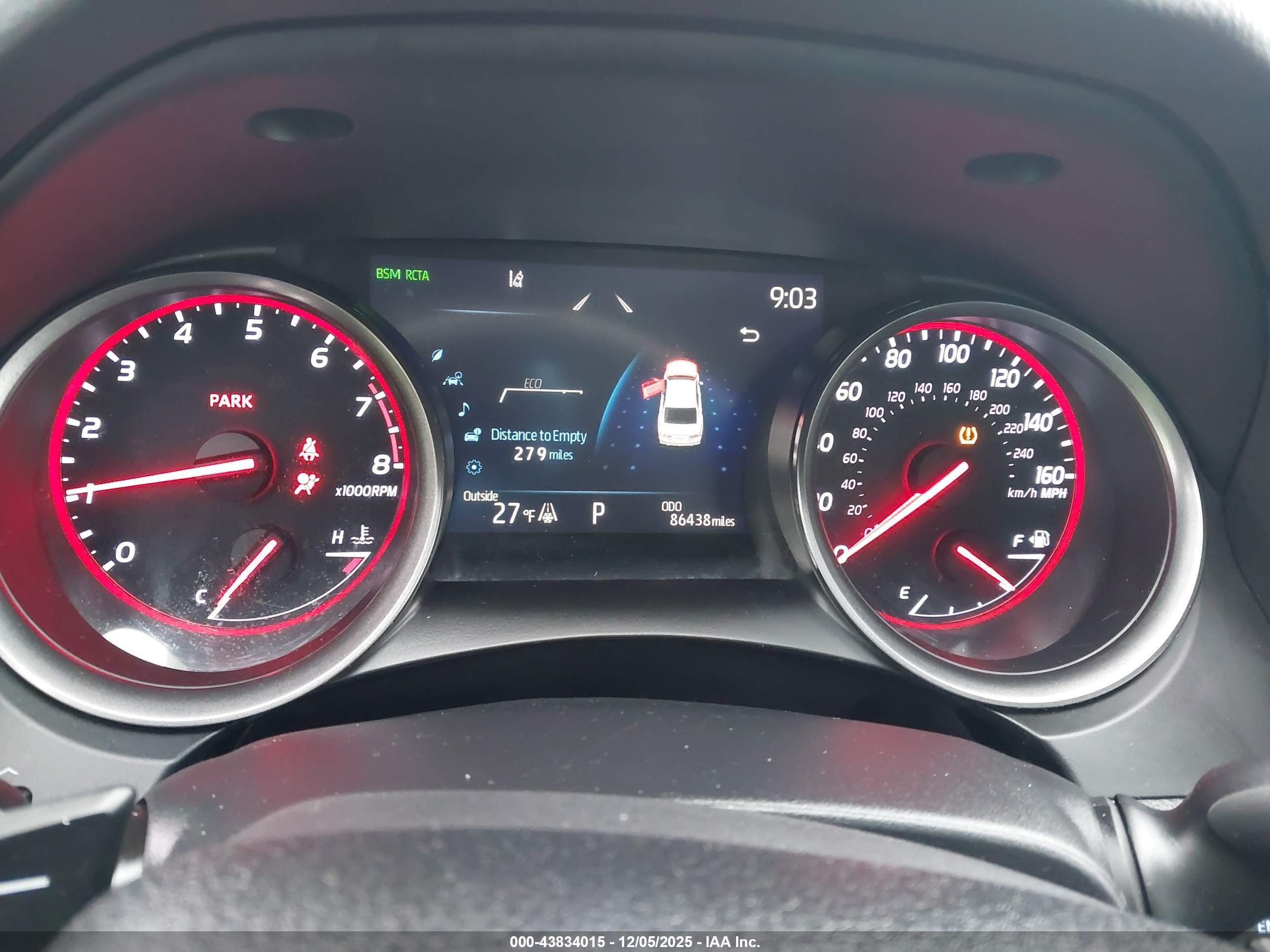TOYOTA CAMRY image 7