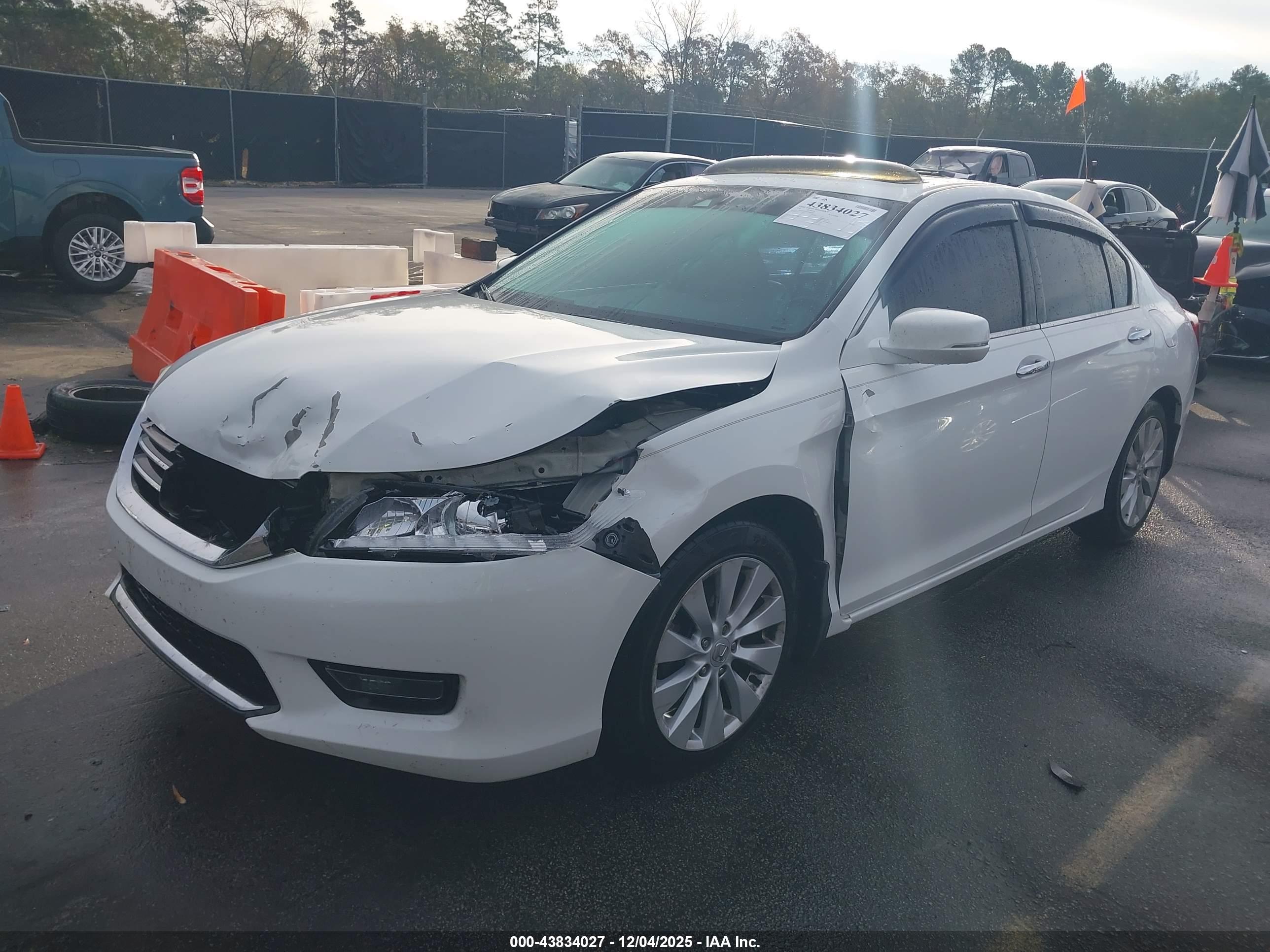 HONDA ACCORD image 2