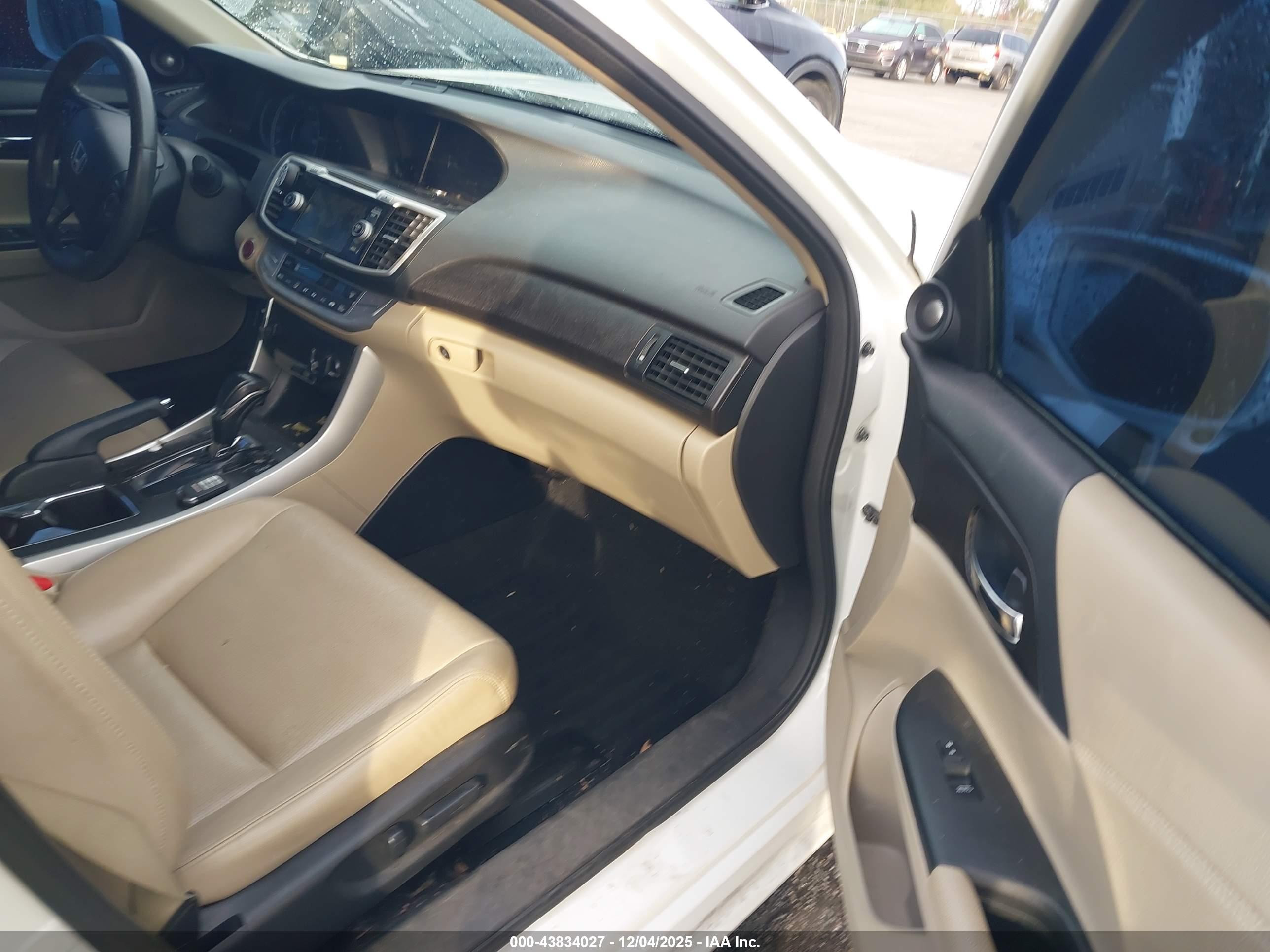 HONDA ACCORD image 5