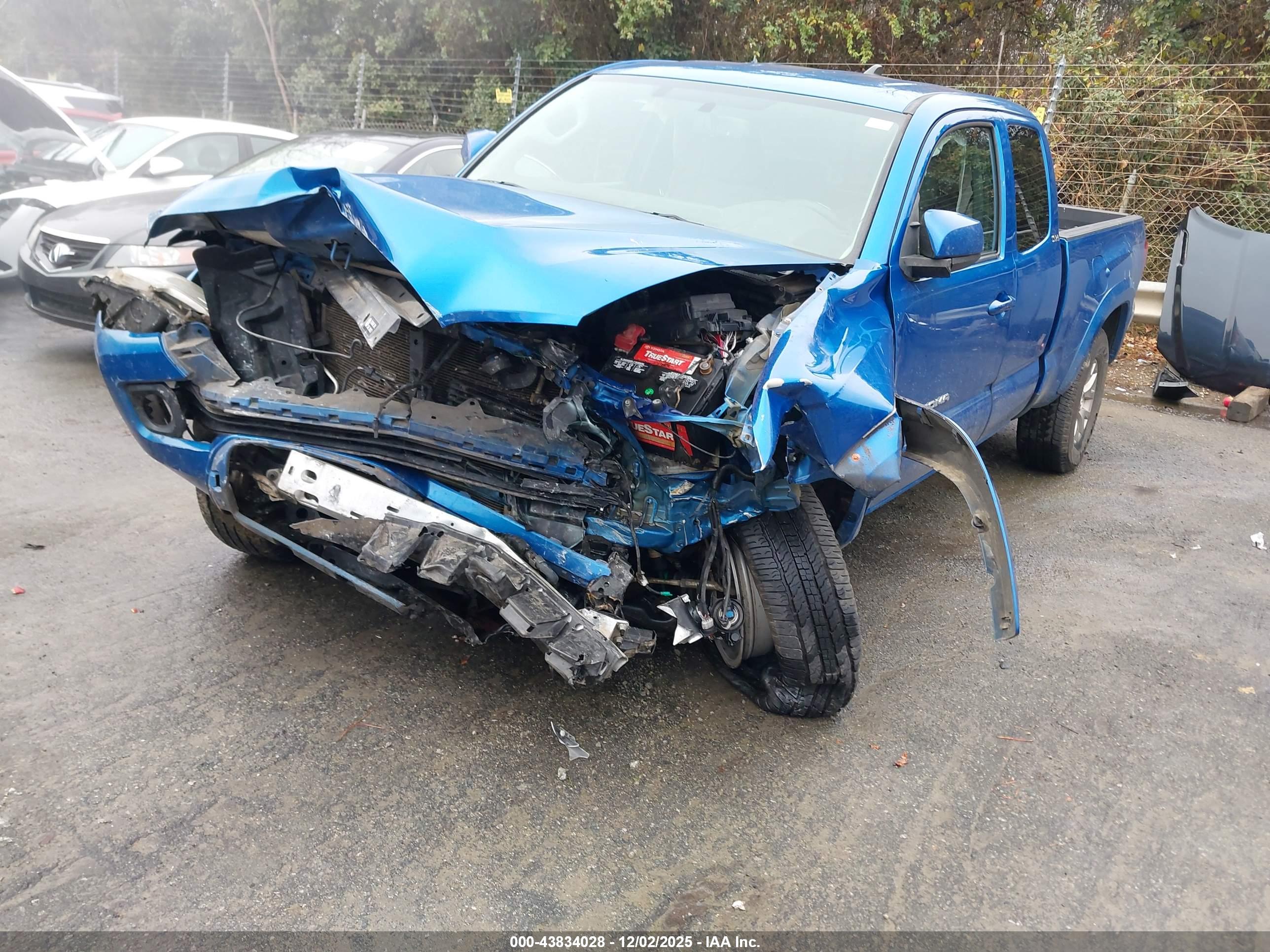 TOYOTA TACOMA image 2