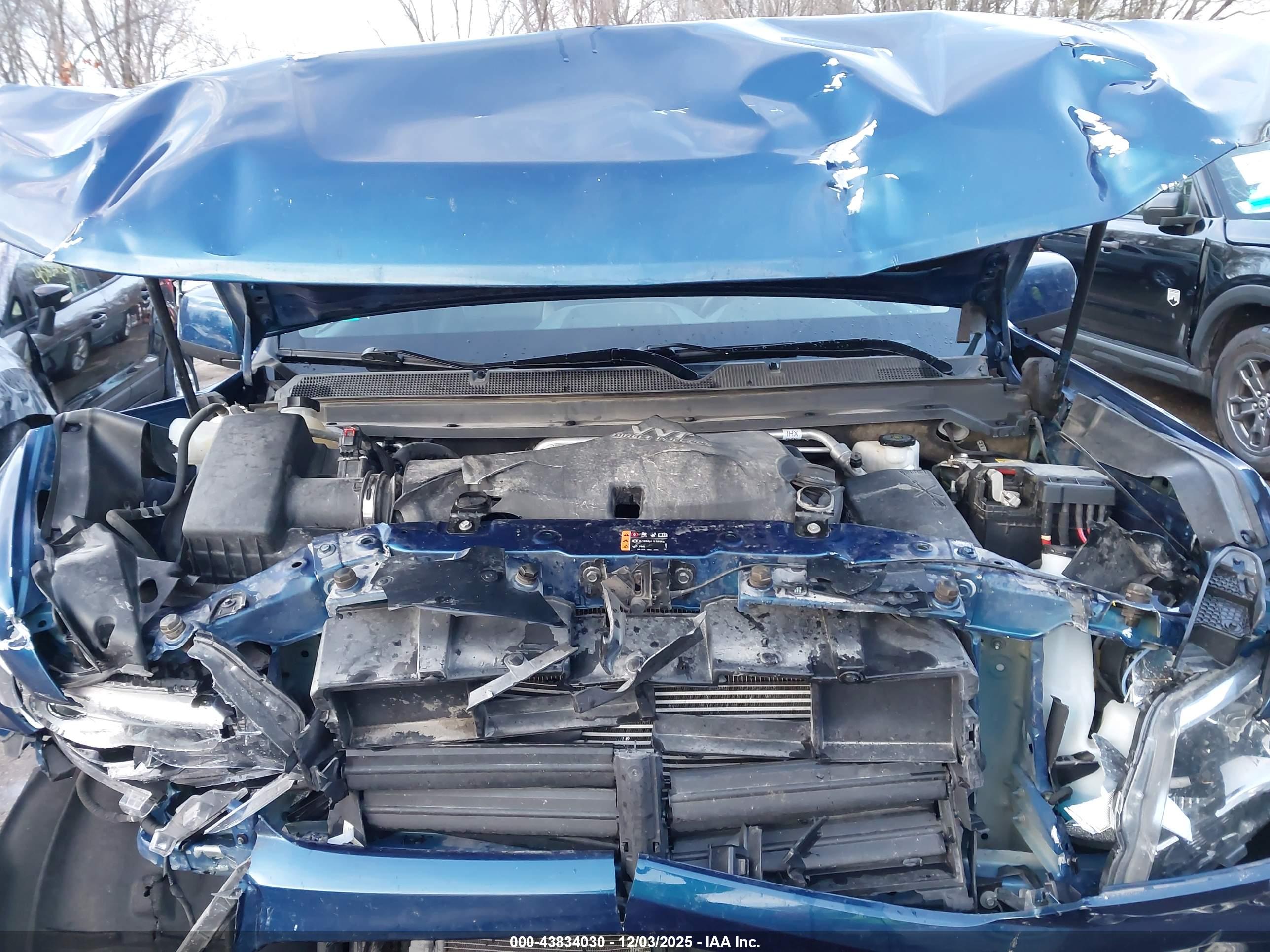 CHEVROLET COLORADO image 10