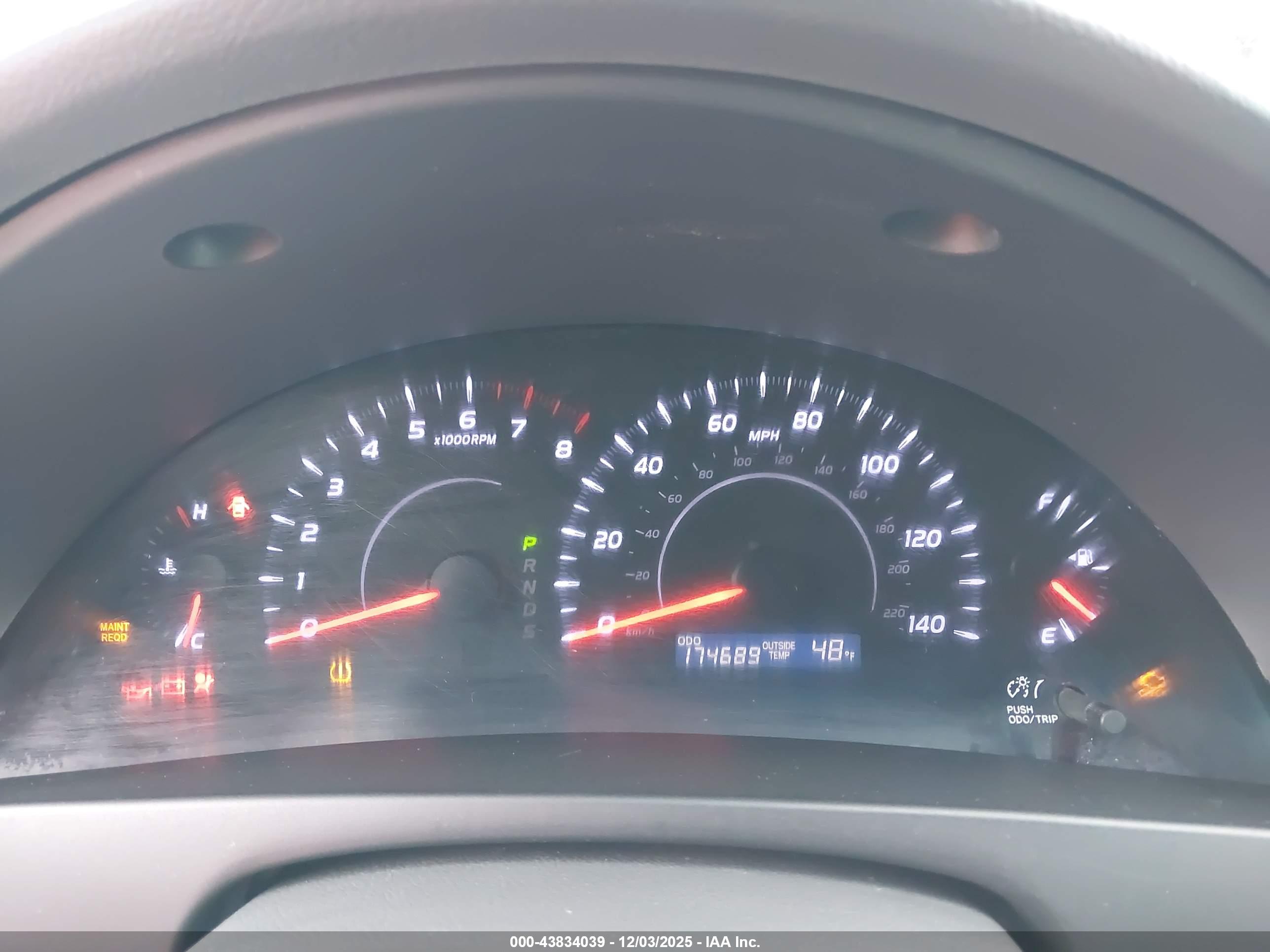 TOYOTA CAMRY image 7
