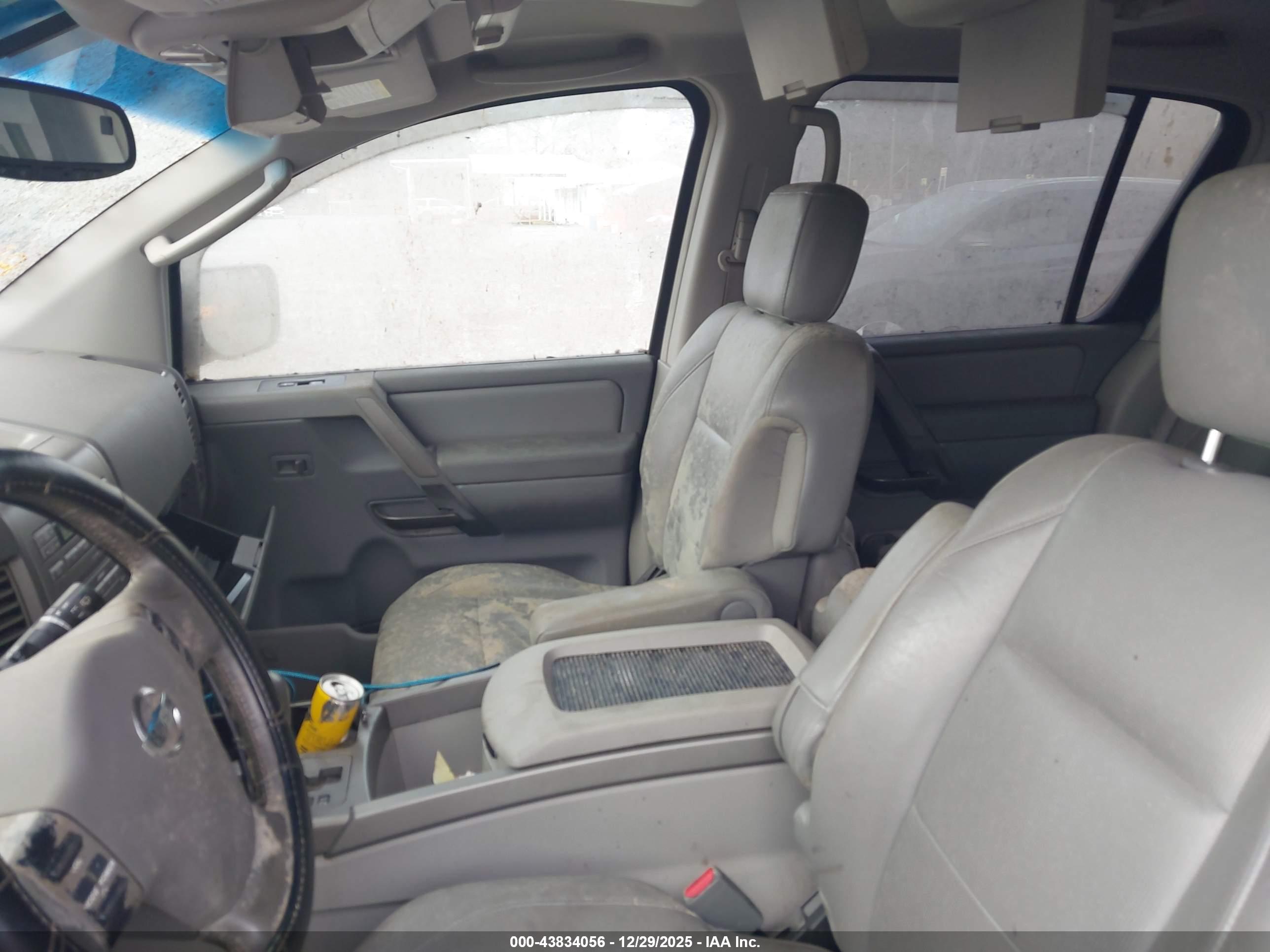 NISSAN PATHFINDER image 6