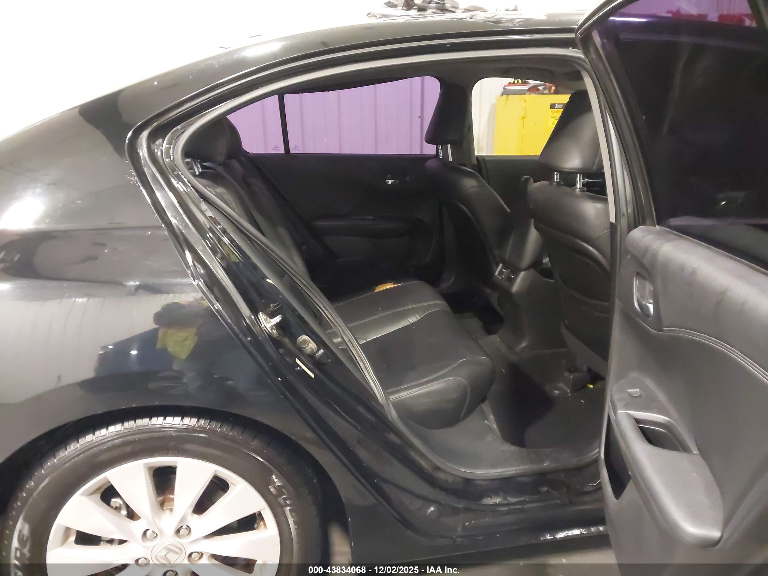 HONDA ACCORD image 8