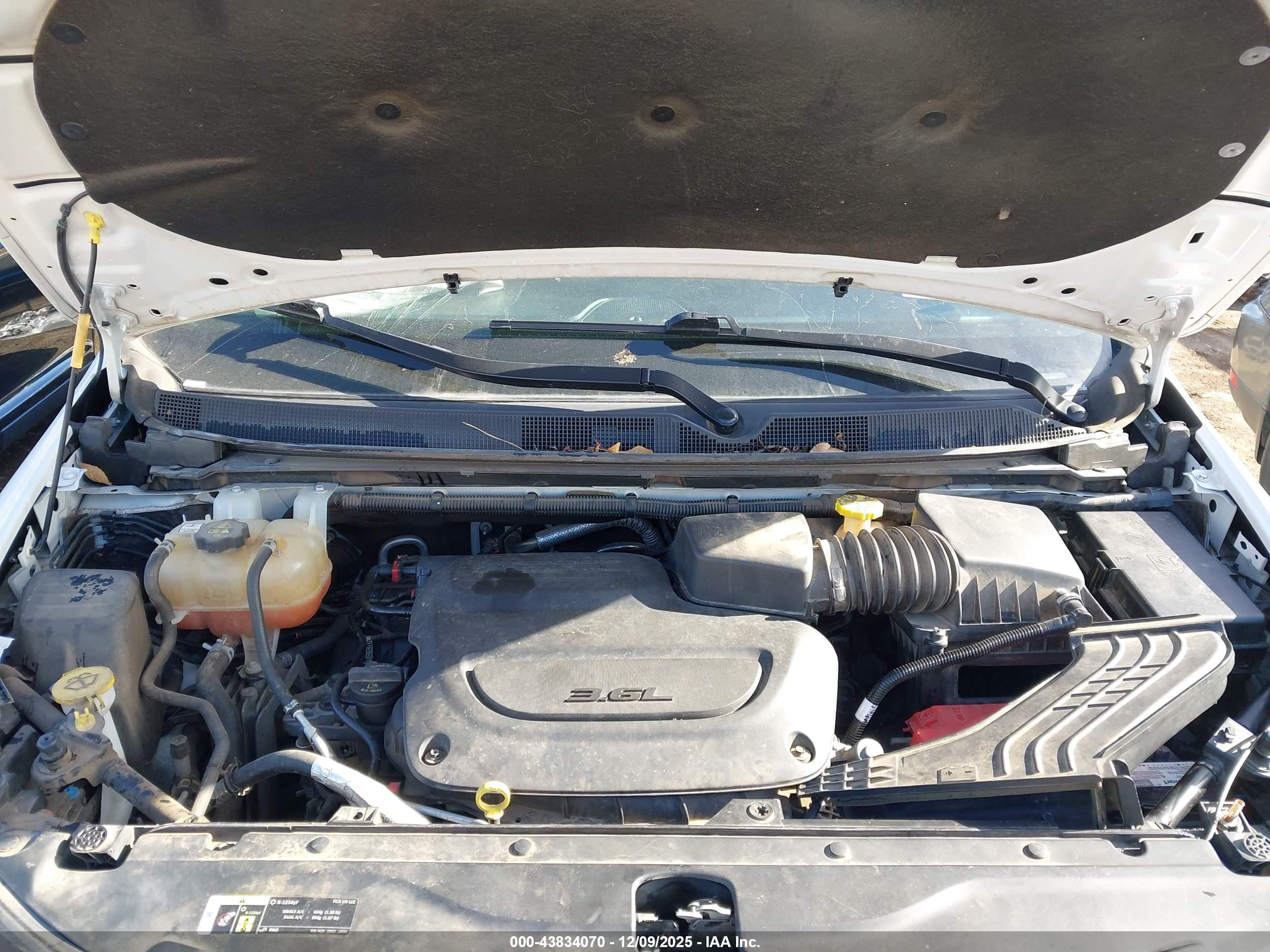 CHRYSLER PACIFICA image 10