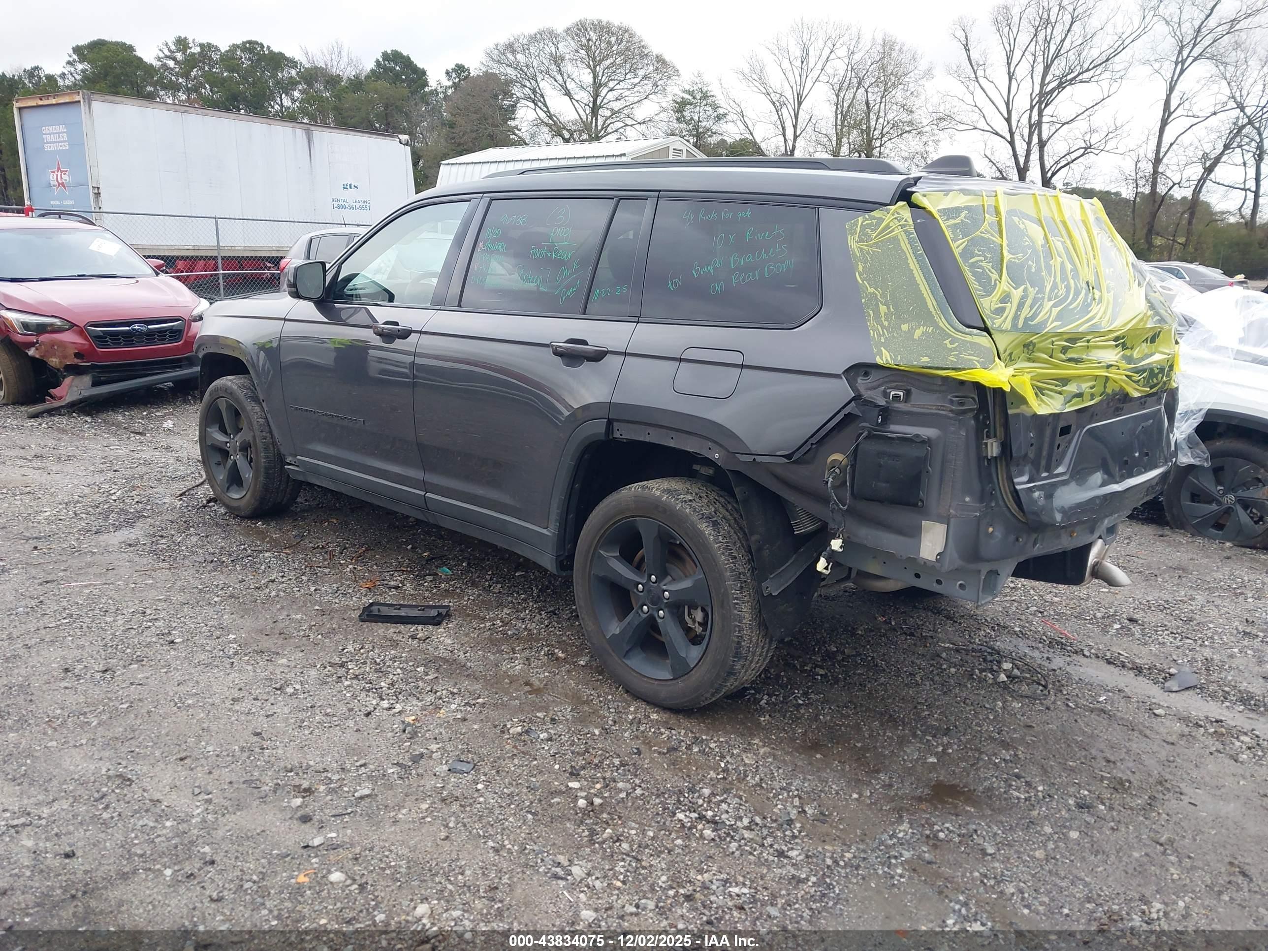 JEEP GRAND image 3