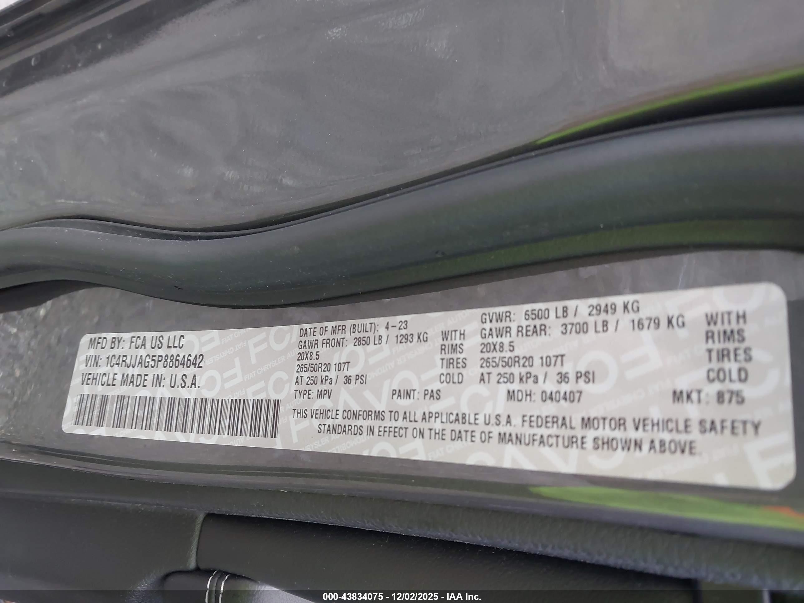 JEEP GRAND image 9
