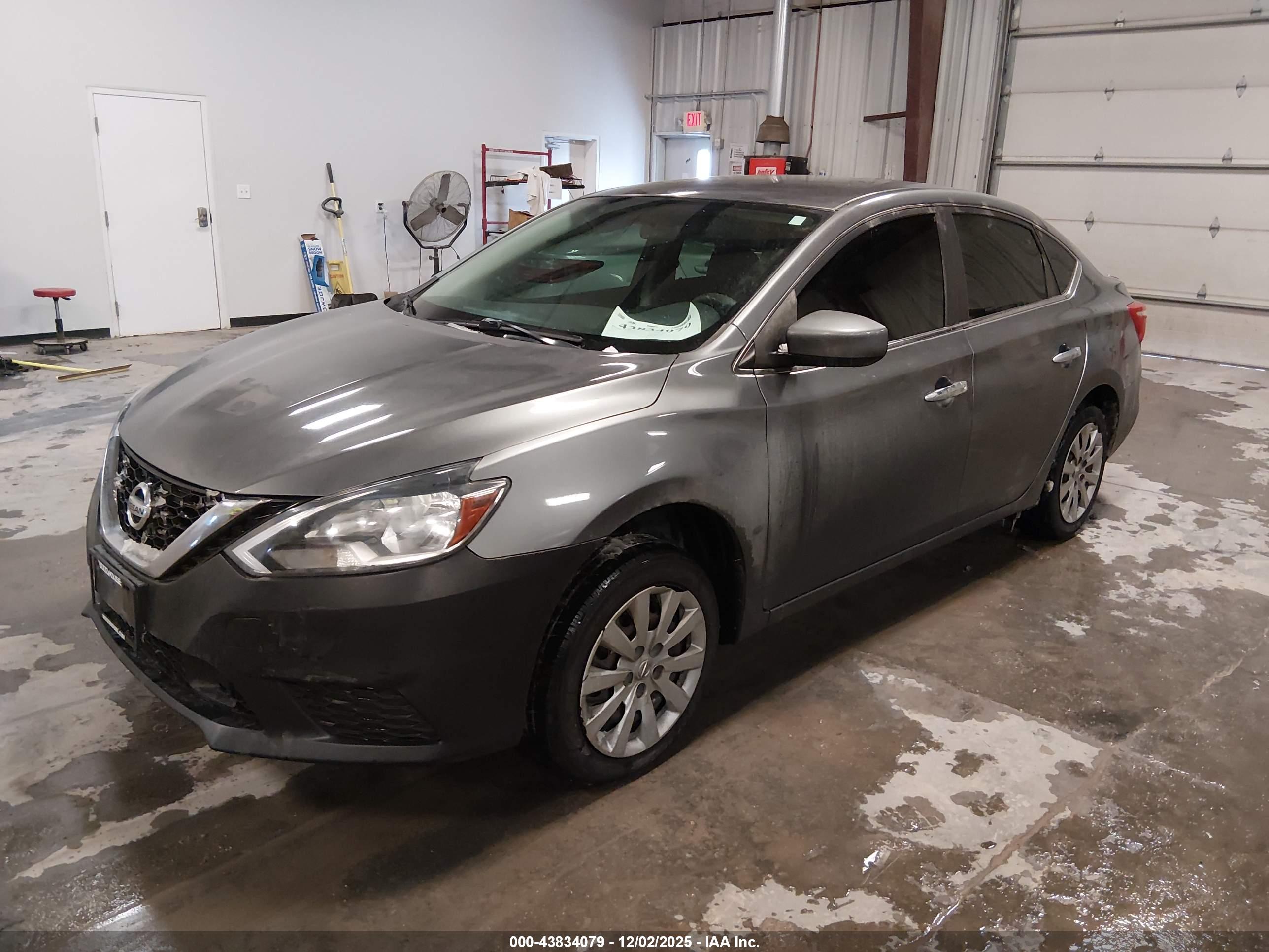 NISSAN SENTRA image 2