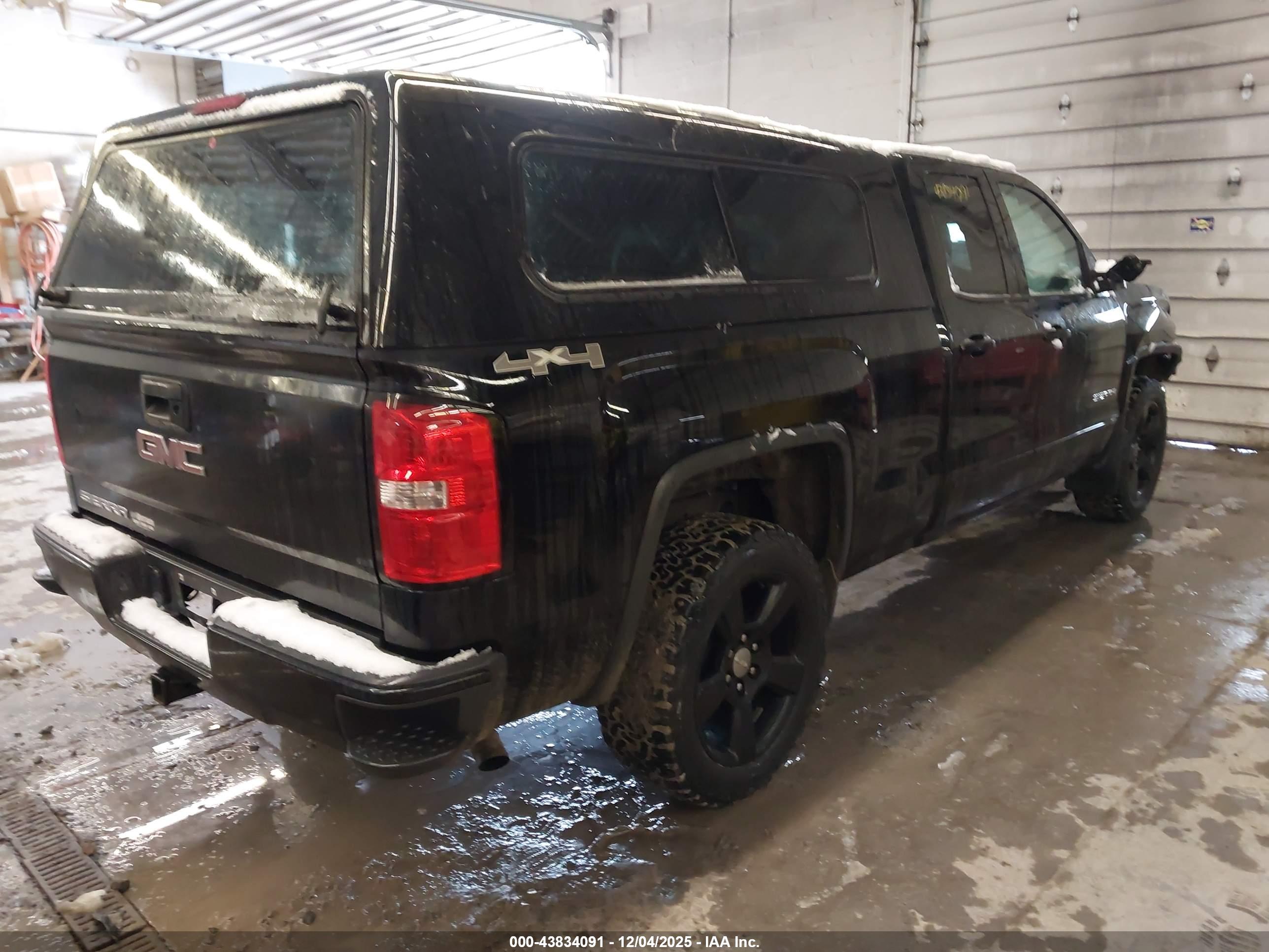 GMC SIERRA image 4
