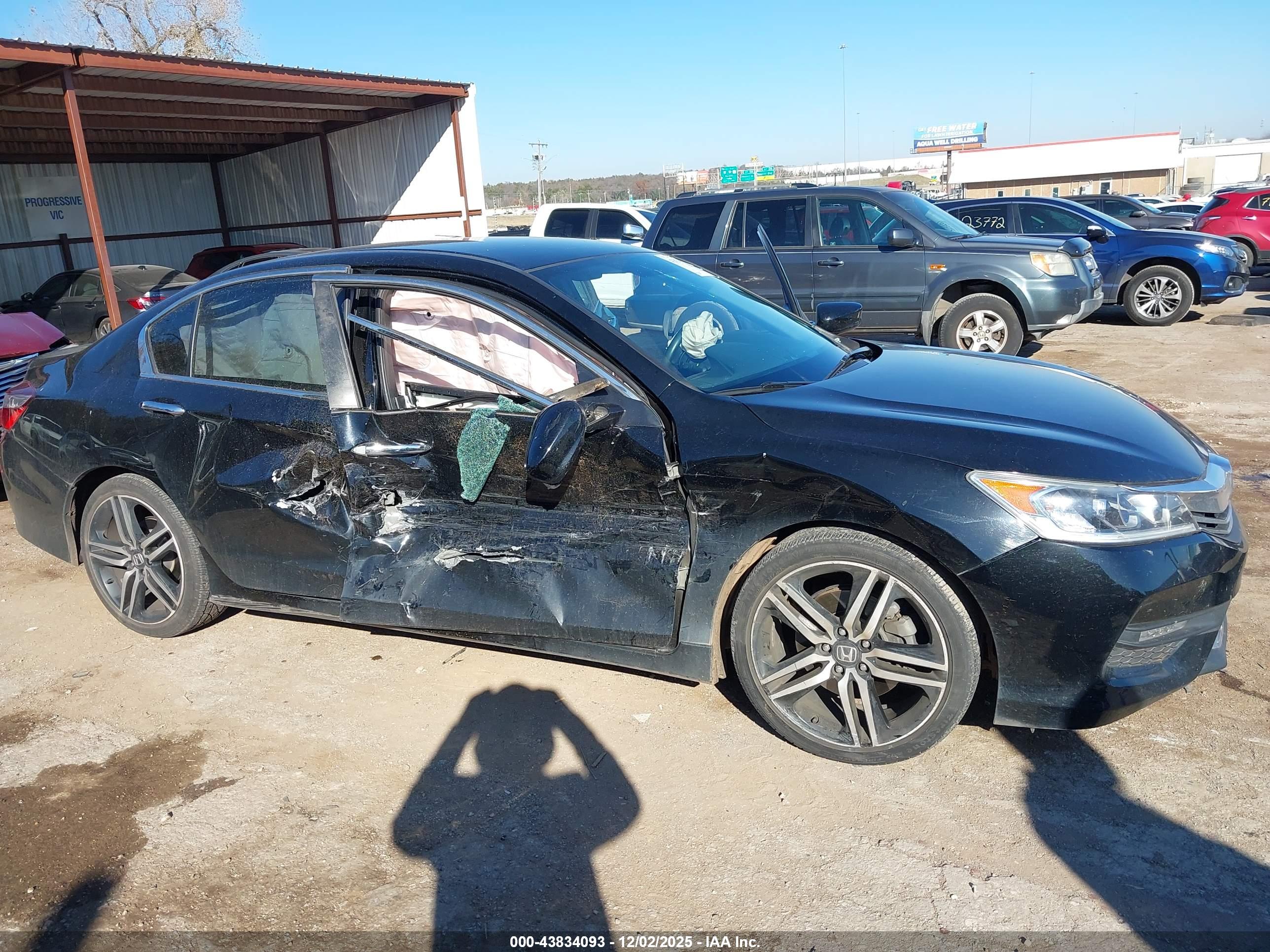 HONDA ACCORD image 6