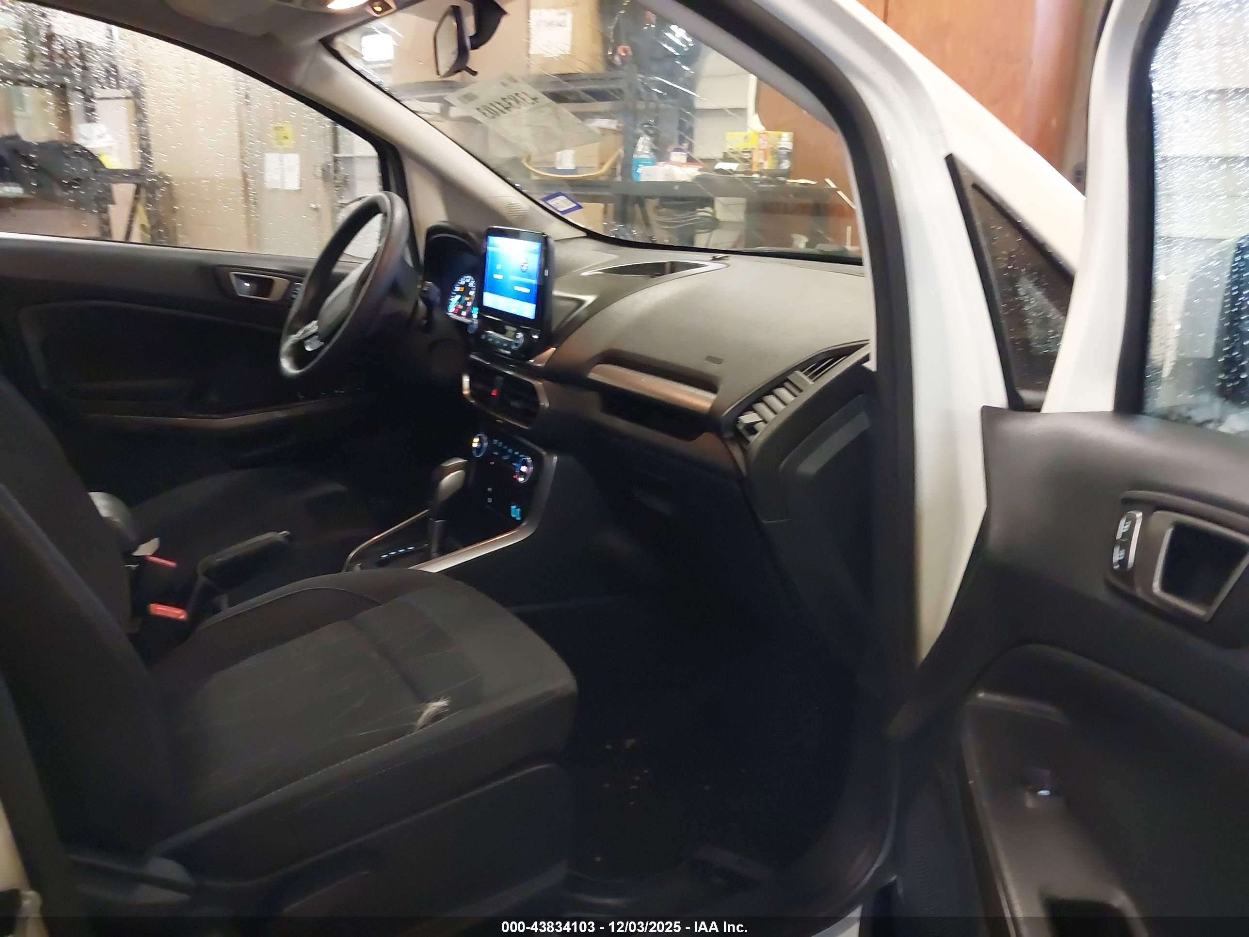 FORD ECOSPORT image 5