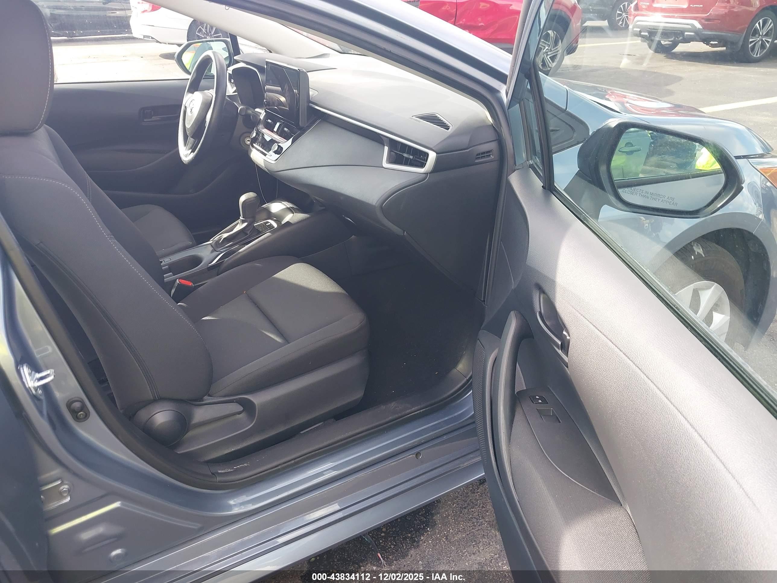 TOYOTA COROLLA image 5