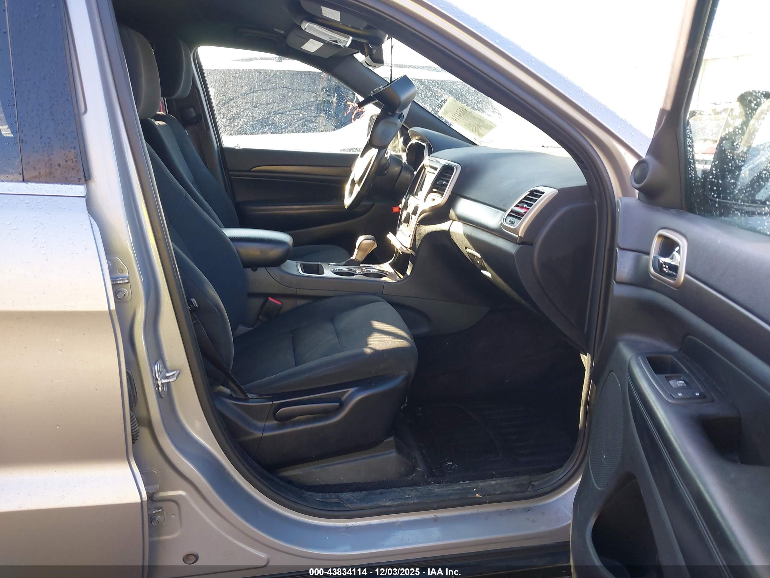 JEEP GRAND image 5