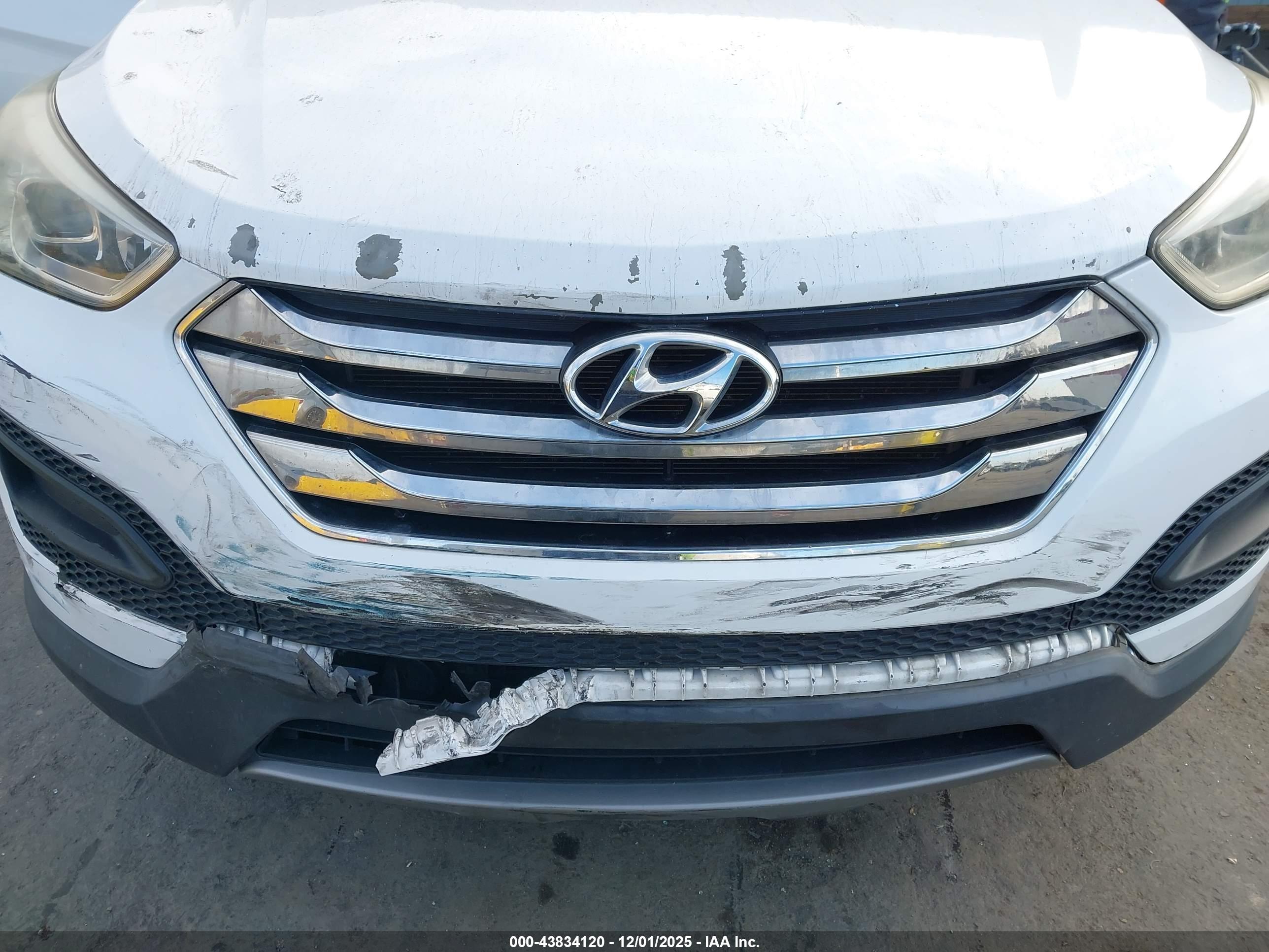 HYUNDAI SANTA image 6