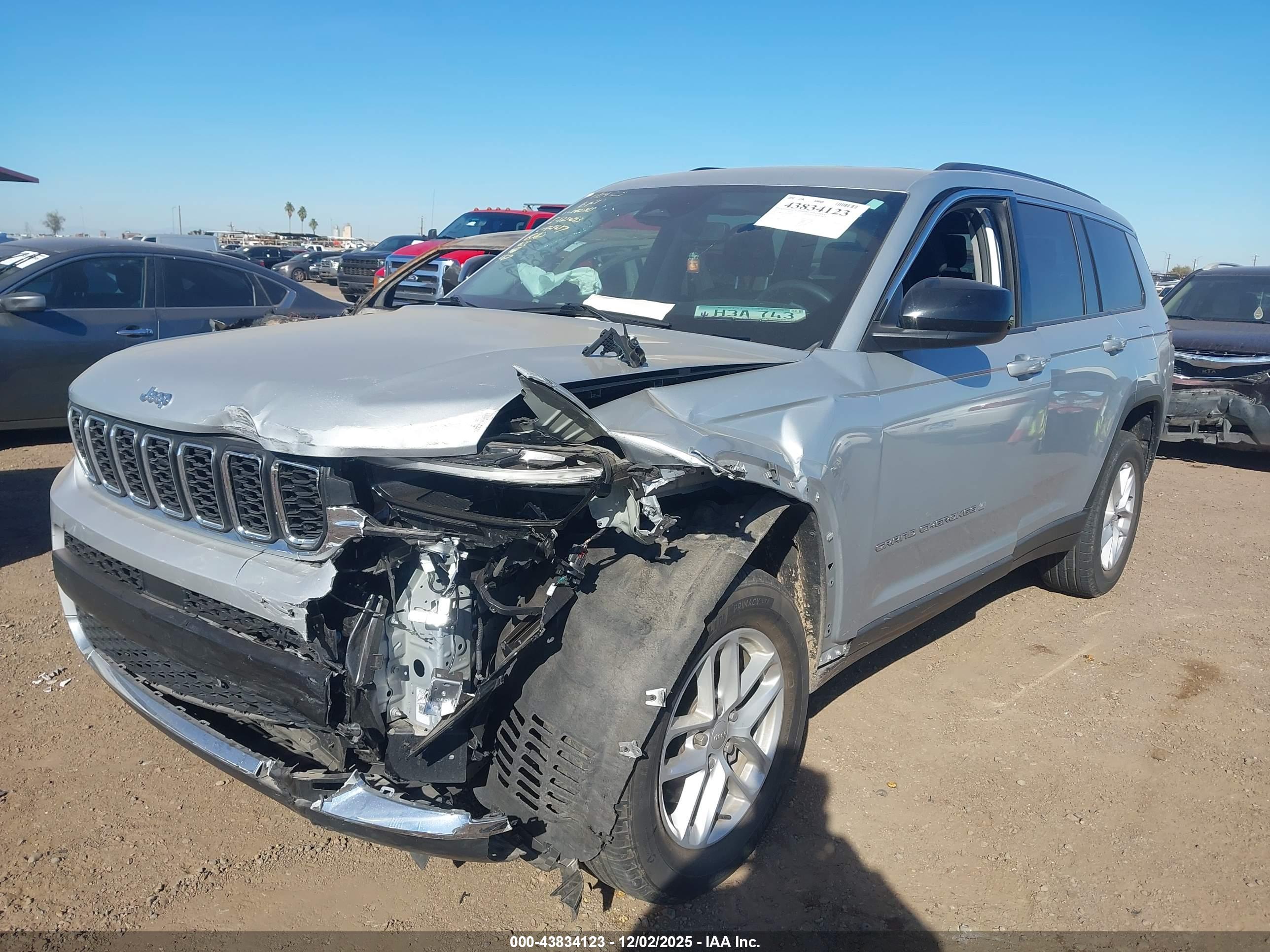 JEEP GRAND image 6