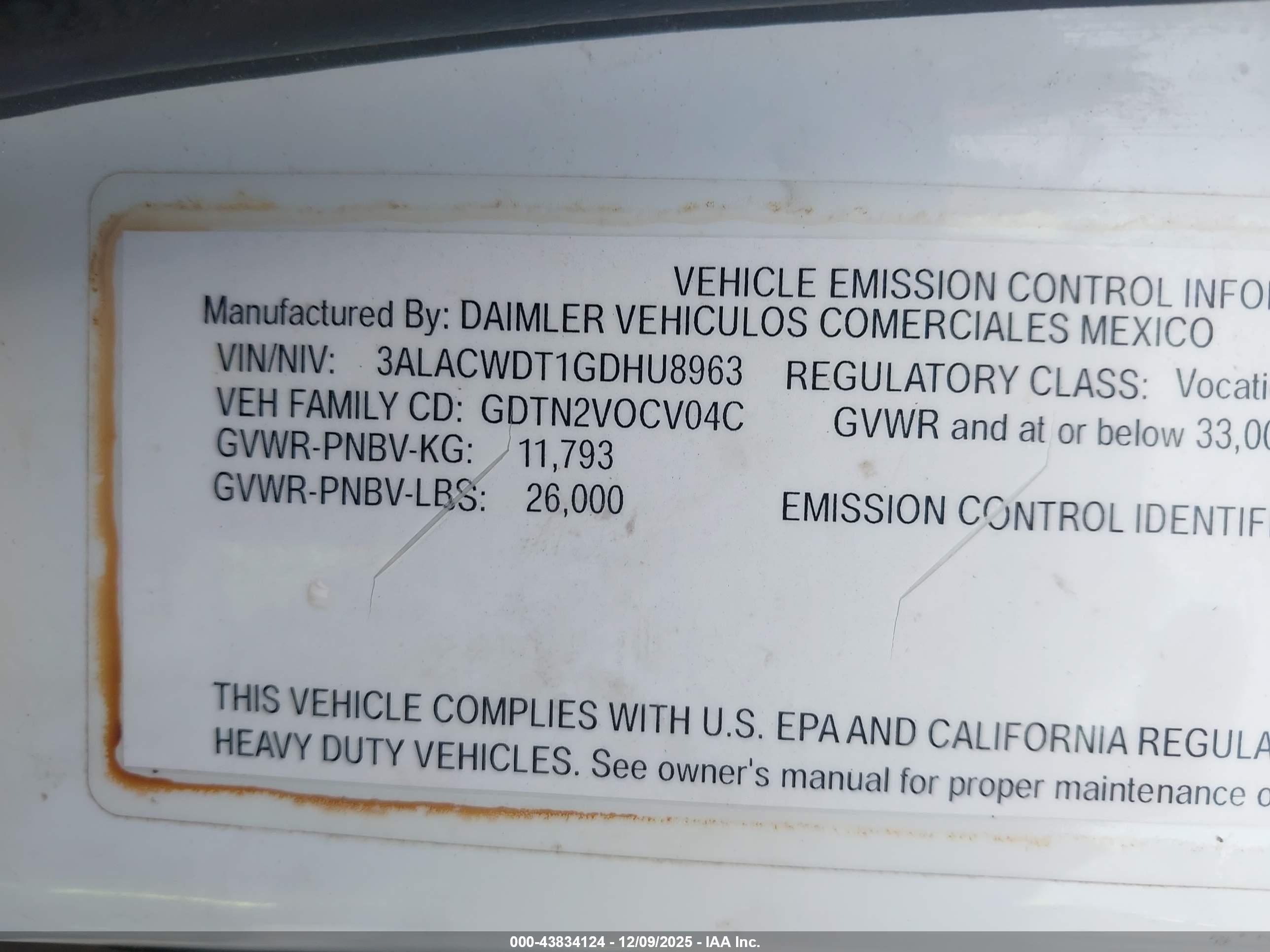 FREIGHTLINER M2 image 9